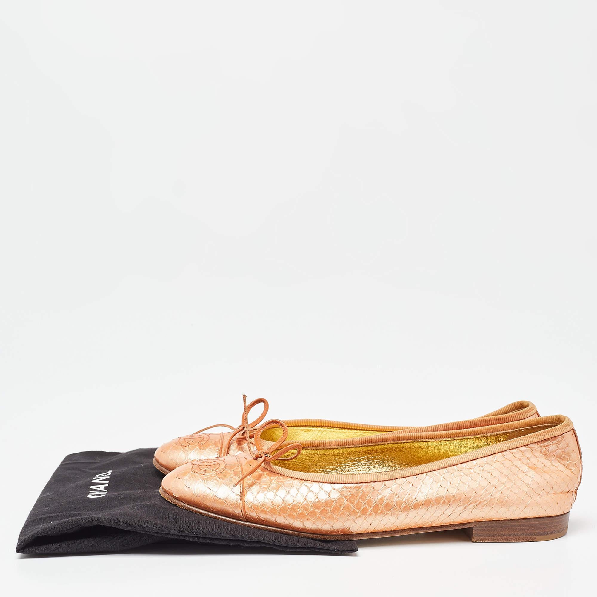 Chanel Pearl Orange Python CC Bow Ballet Flats Size 36.5 For Sale 5