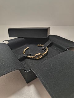 Bracciale CC Chanel con perle e strass