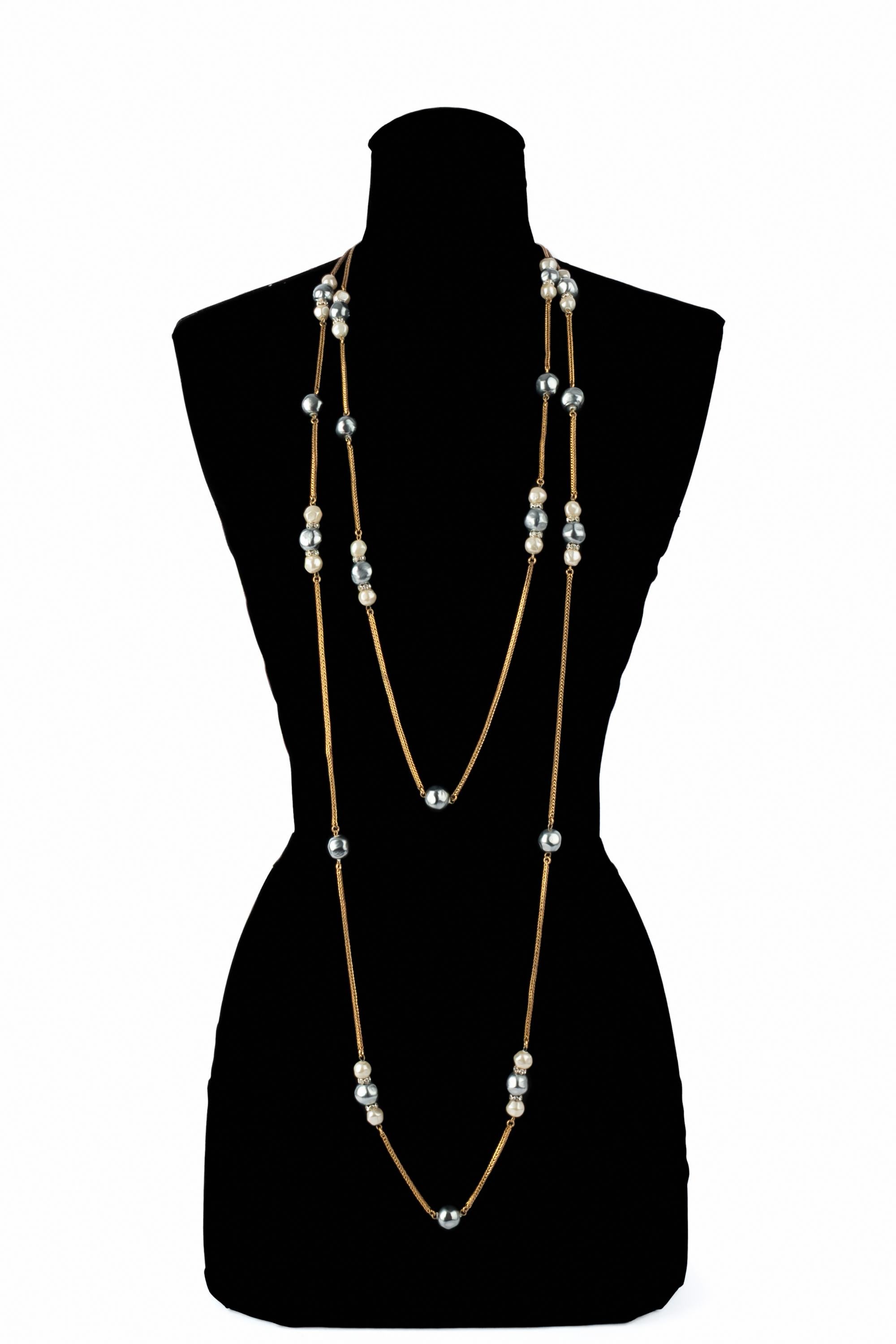 Collana sautoir di perle Chanel in vendita 4