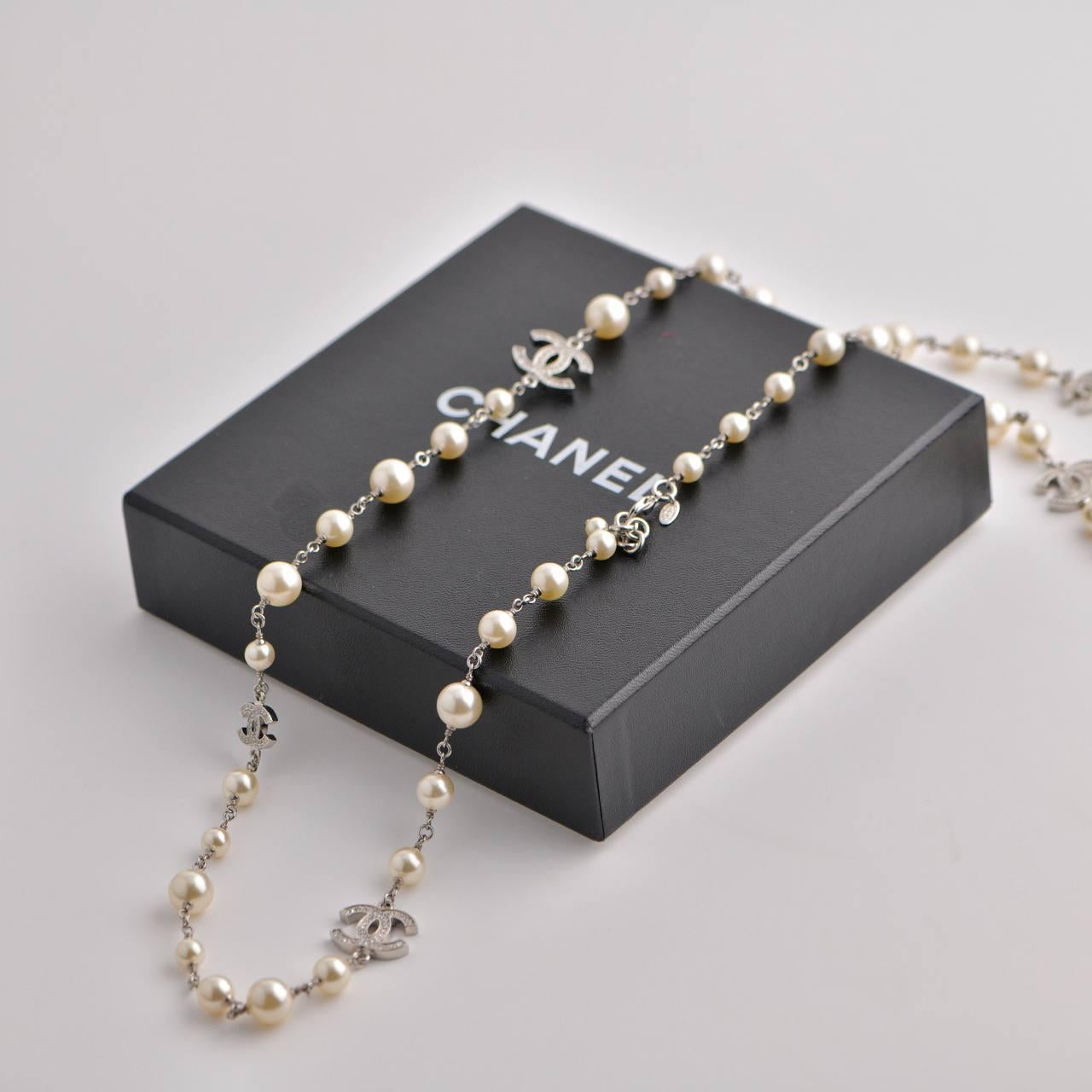 SKU	AT-2177
Comes With	Box Only
Date	Approx 2010
Model	CC Necklace
Serial Number	10A
Metal	Gilt
Stones	Glass Pearls
Weight	92.5 g
Length	107 cm
Condition	Excellent
__________________________________
If you are interested in any of our previously