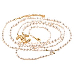 Chanel Perlen-Sautoir-Halskette mit großen CC-Logos