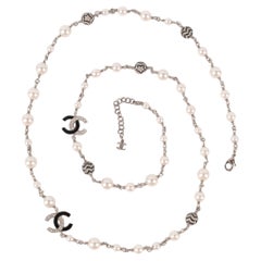 Chanel Pearl Silvery Metal Necklace, 2023