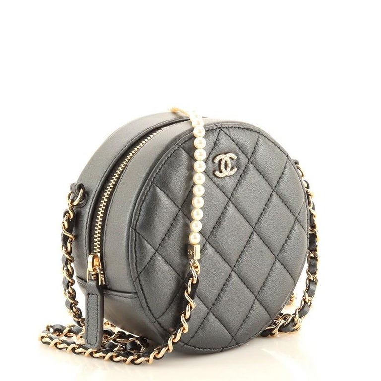 HRH COLLECTIONBeau pearl strap  Chanel bag, Trendy handbags, Shoulder bag