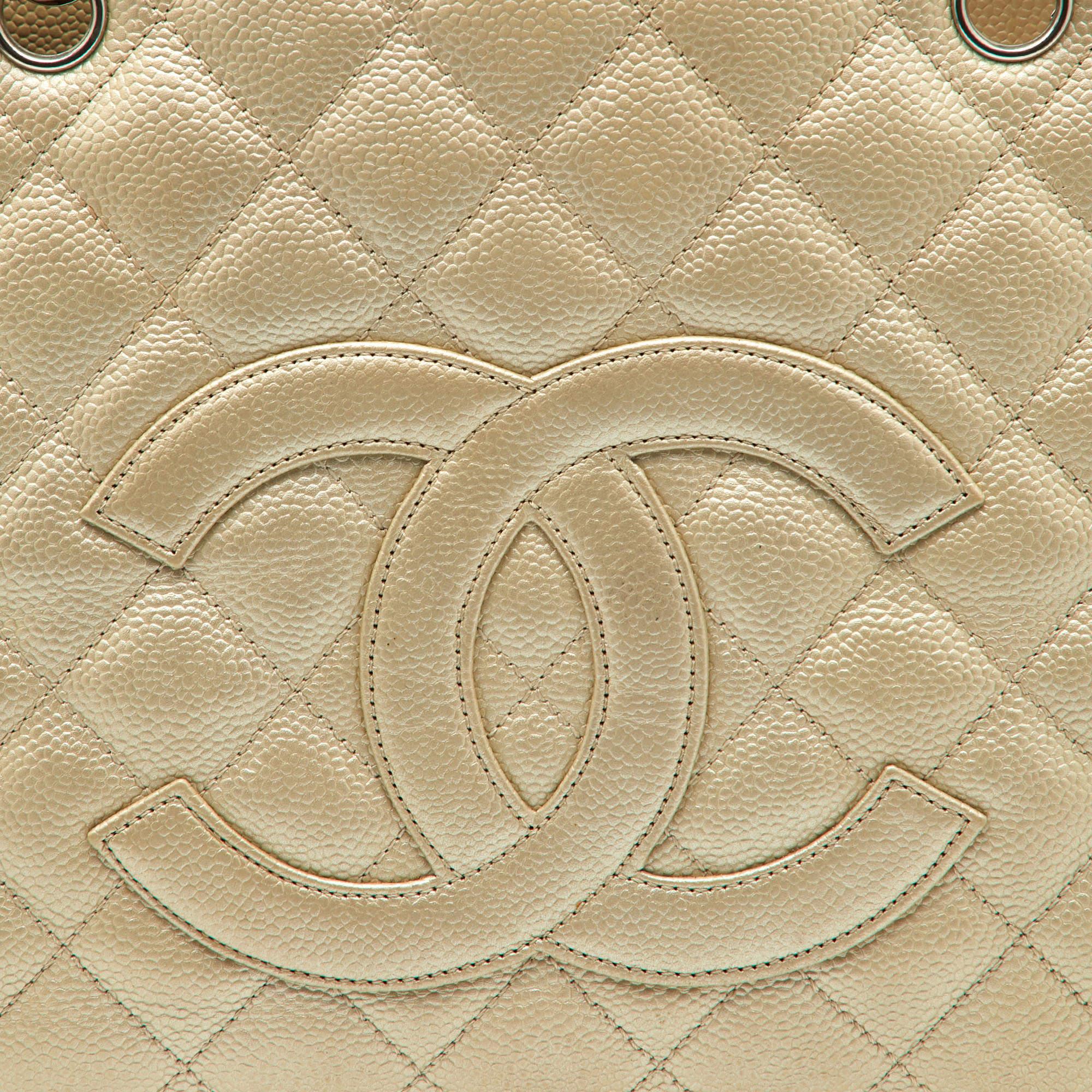 Chanel Pearl White Quilted Caviar Leather GST Shopper Tote For Sale 2