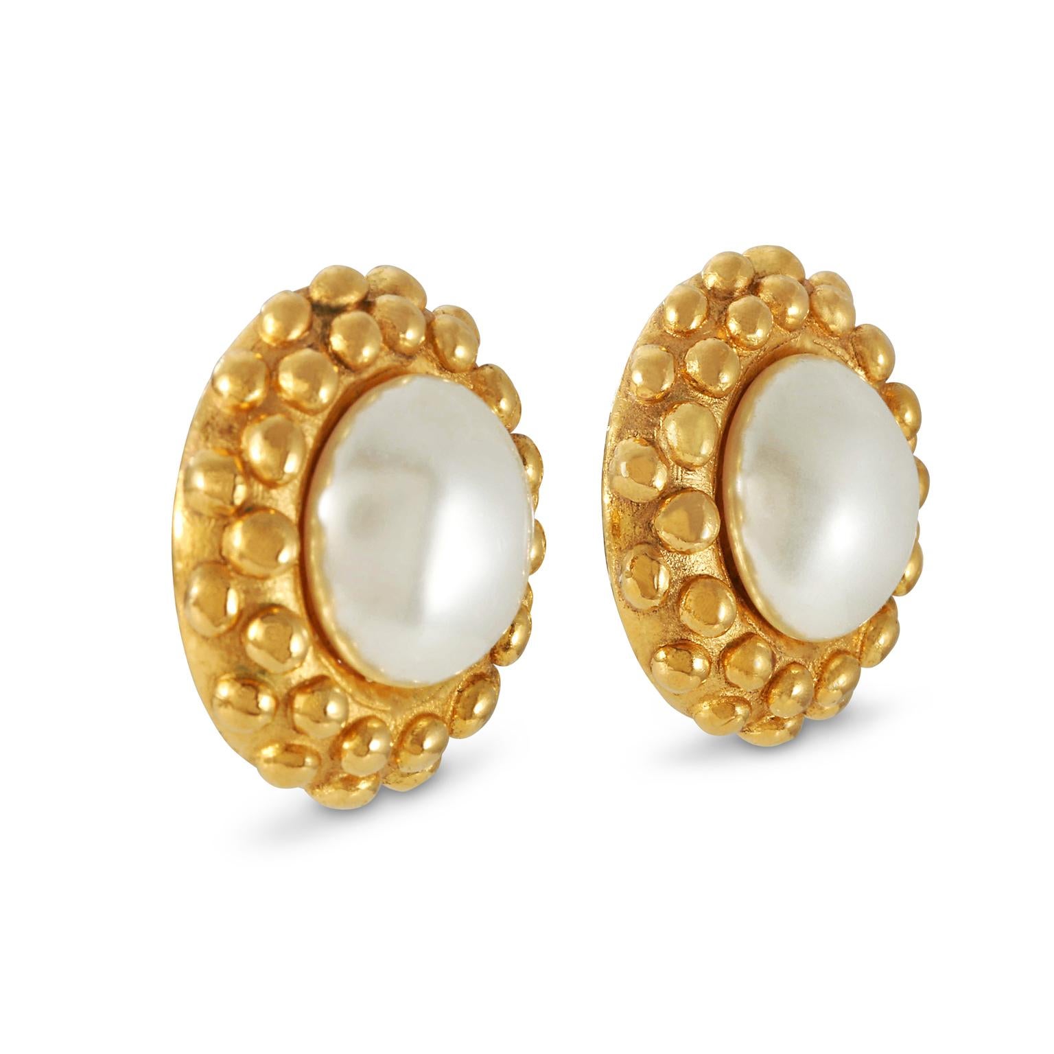Chanel Pearl with Raised Dot Earrings In Good Condition In Palm Beach, FL