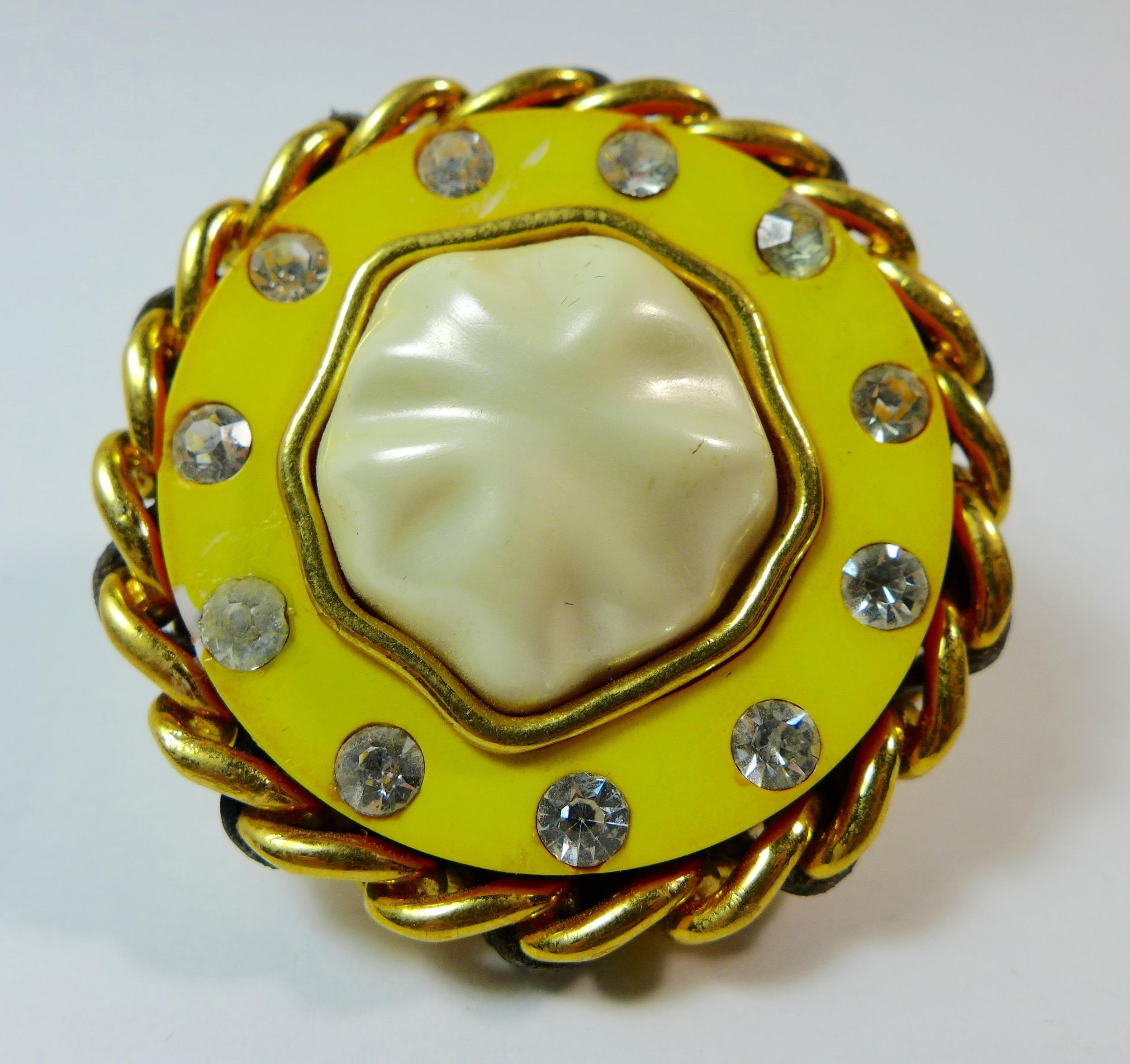 Women's CHANEL Pearl Yellow Rhinestones and Chain Clip-On Earrings