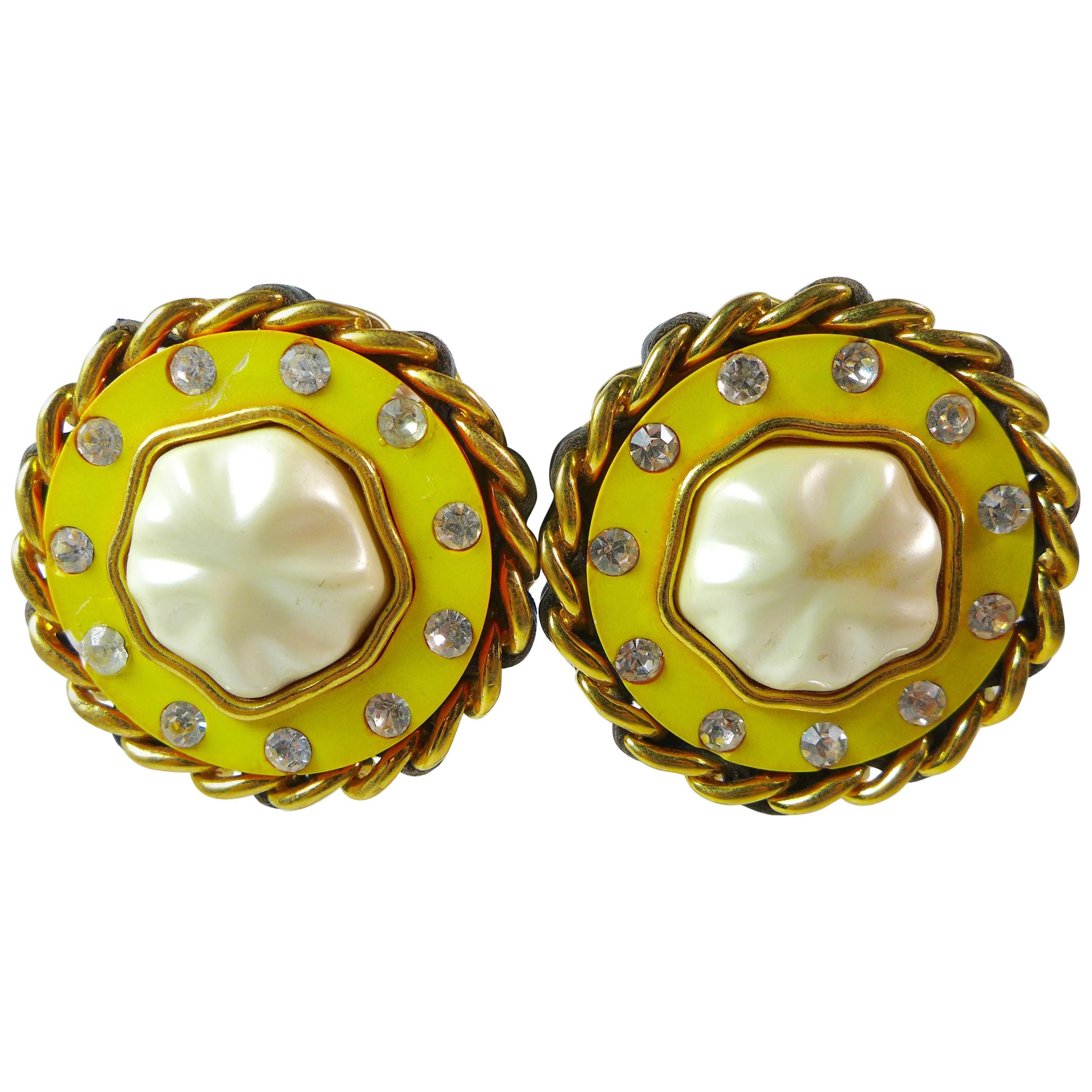 CHANEL Pearl Yellow Rhinestones and Chain Clip-On Earrings