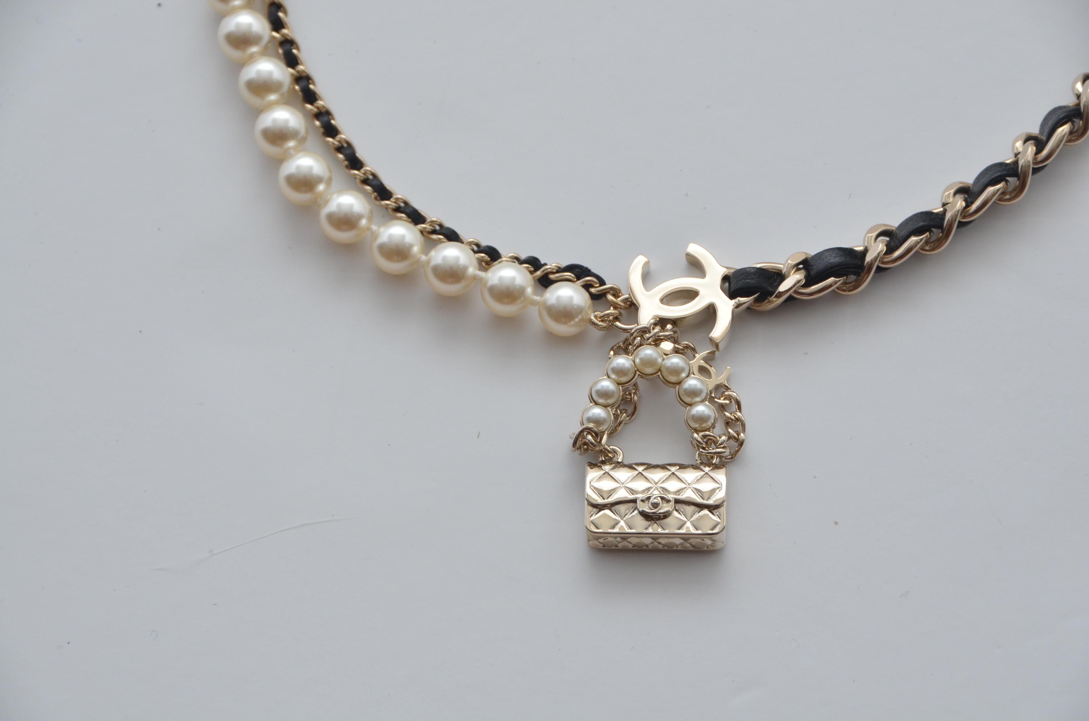 pearl bag necklace