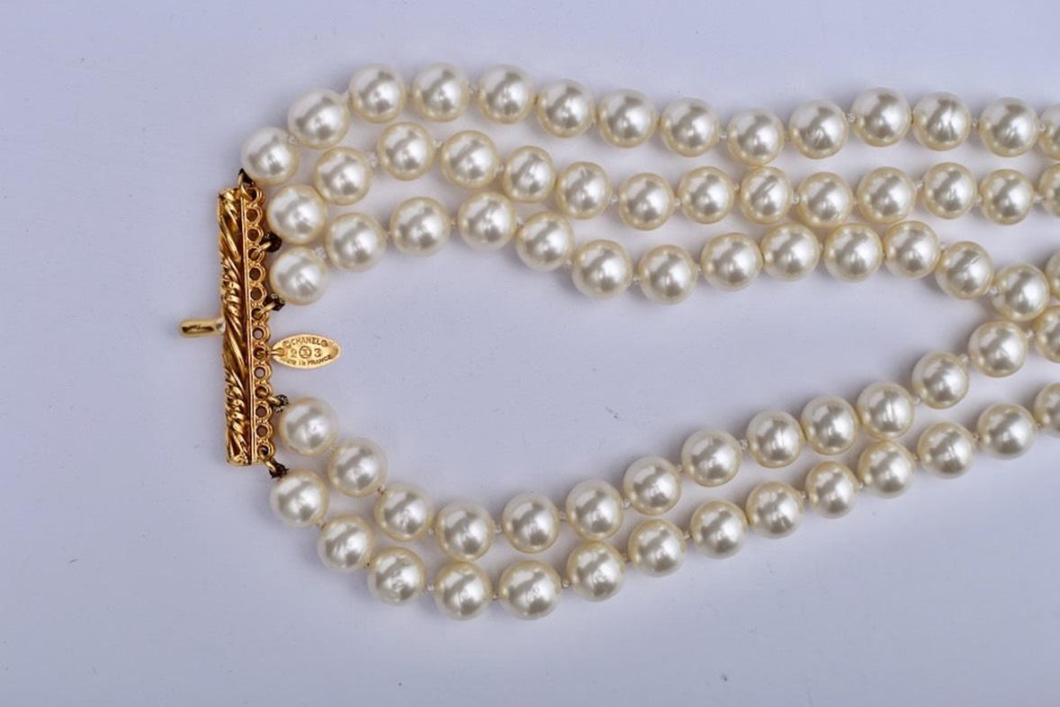 Chanel Pearly Beads Bracelet  In Excellent Condition For Sale In SAINT-OUEN-SUR-SEINE, FR