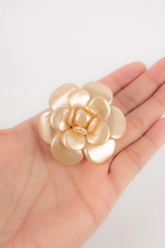 Chanel Pearly Glass Paste Camellia Brooch