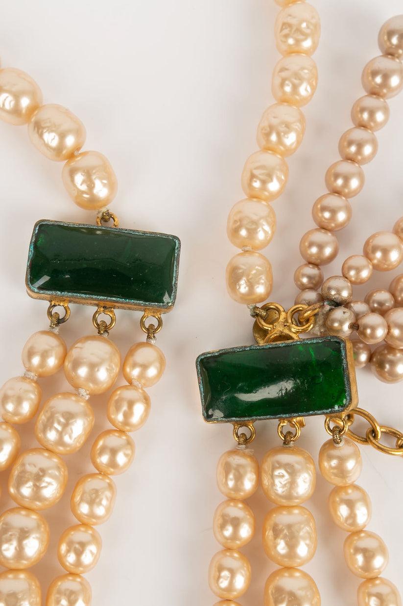 Chanel Pearly Pearls and Green Glass Paste Belt, Coco period In Excellent Condition For Sale In SAINT-OUEN-SUR-SEINE, FR