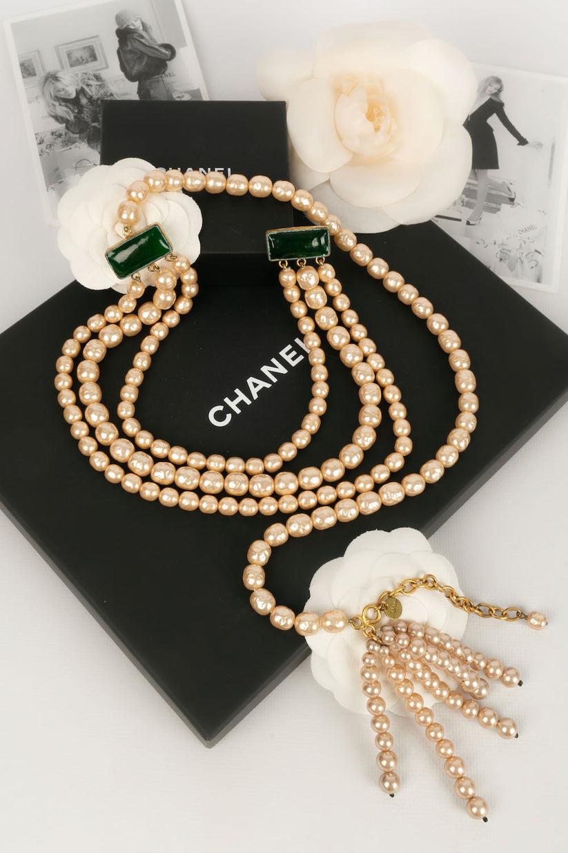 Chanel Pearly Pearls and Green Glass Paste Belt, Coco period For Sale 3