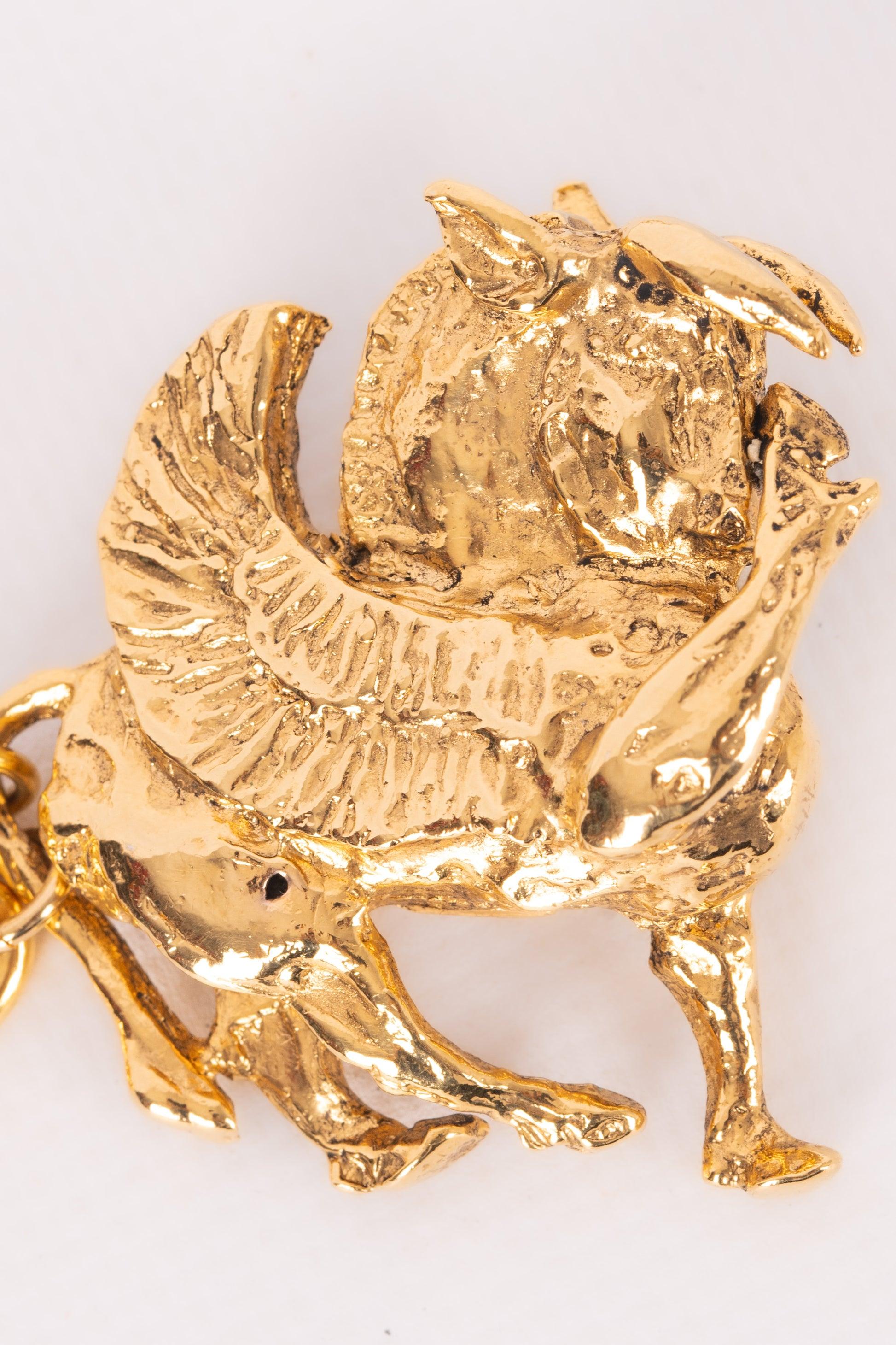 Chanel Pegasus Golden Metal Necklace Haute Couture In Excellent Condition For Sale In SAINT-OUEN-SUR-SEINE, FR