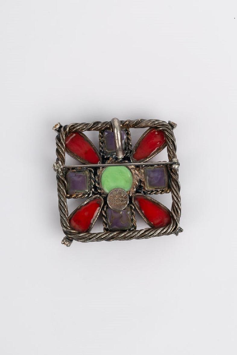 Chanel Pendant Brooch in Dark Silver Metal and Multicolored Glass Paste, 1996 In Excellent Condition For Sale In SAINT-OUEN-SUR-SEINE, FR