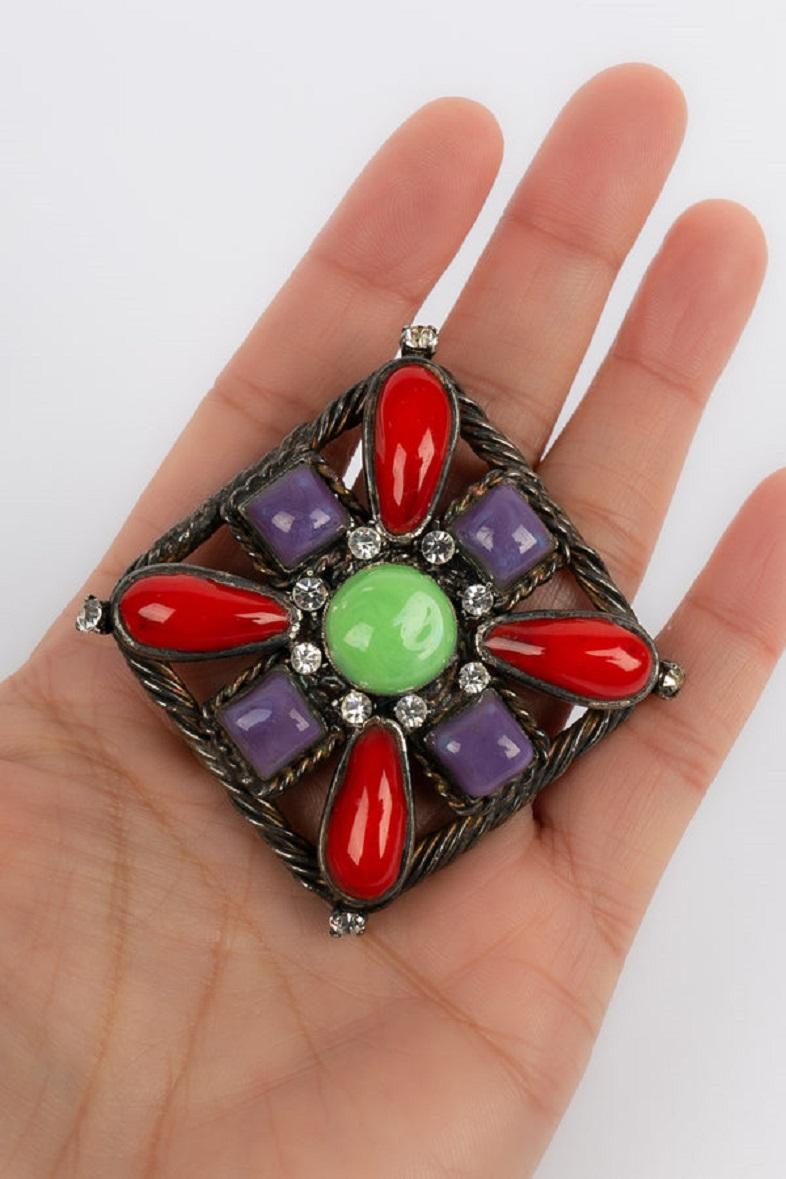 Chanel Pendant Brooch in Dark Silver Metal and Multicolored Glass Paste, 1996 For Sale 2