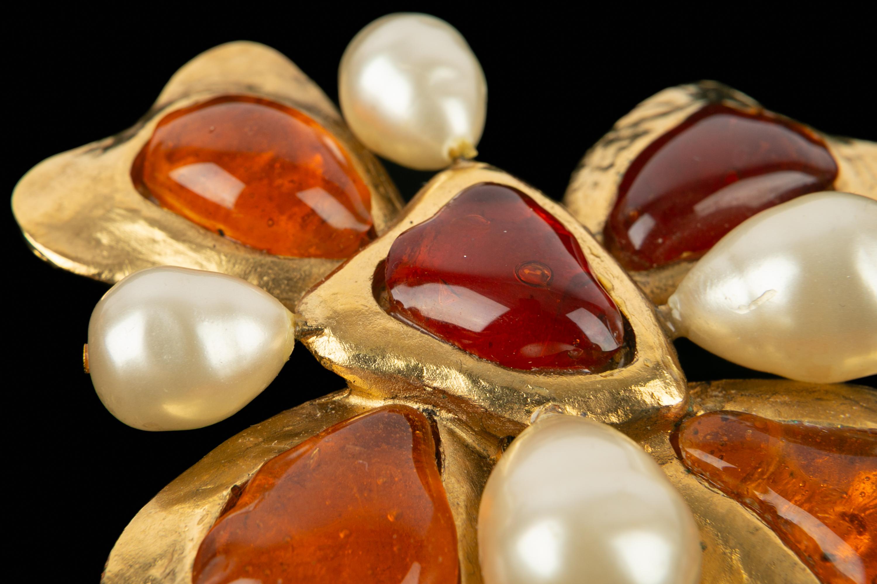 Chanel-Anhänger-Brosche Sommer 1994 im Angebot 1