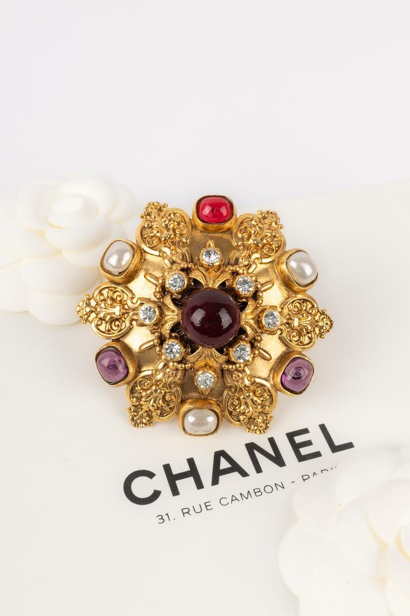 Chanel Pendant Brooch with Rhinestones, 1984 For Sale 4
