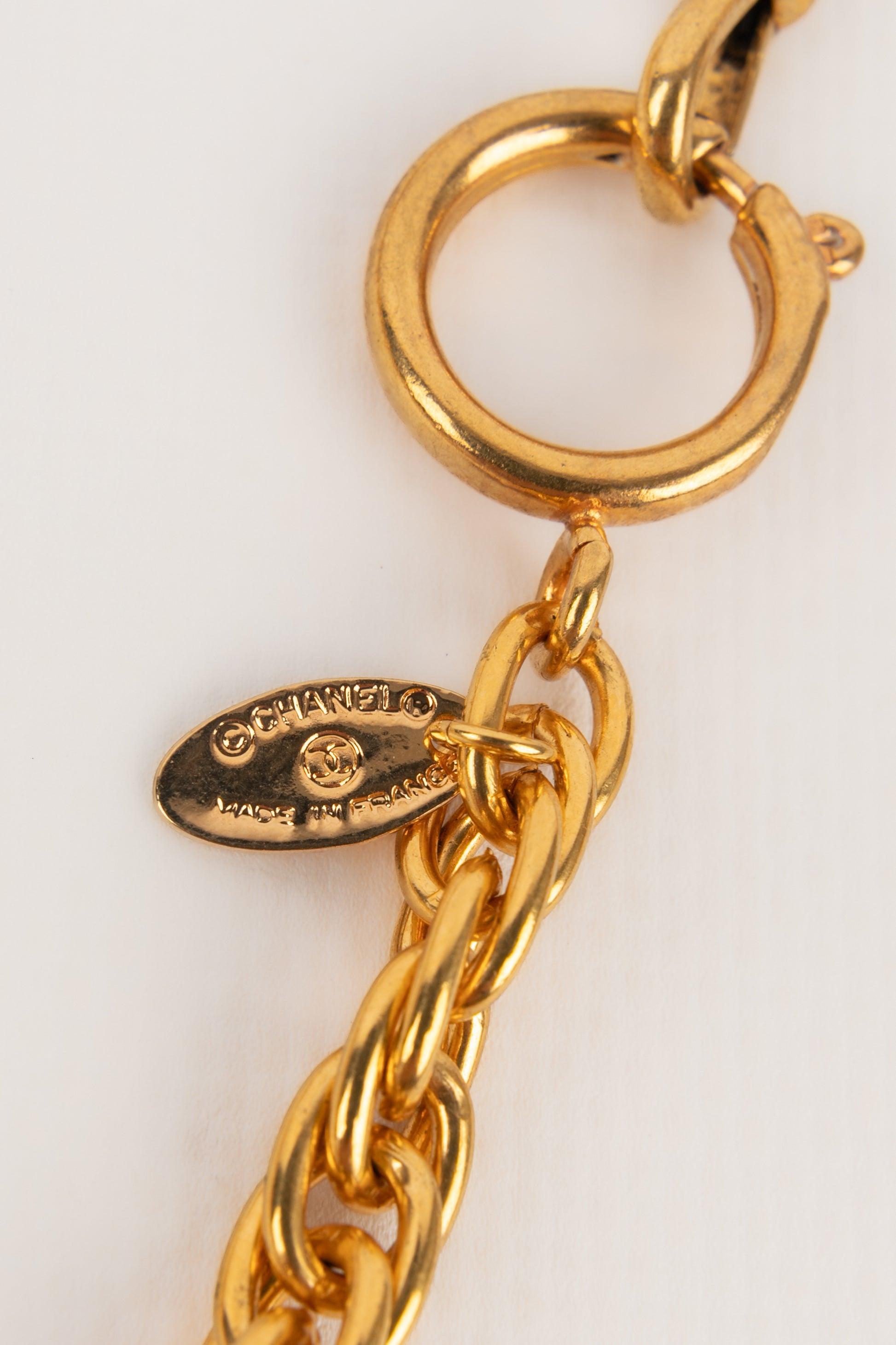 Collana con ciondolo di Chanel, anni '80 in vendita 4