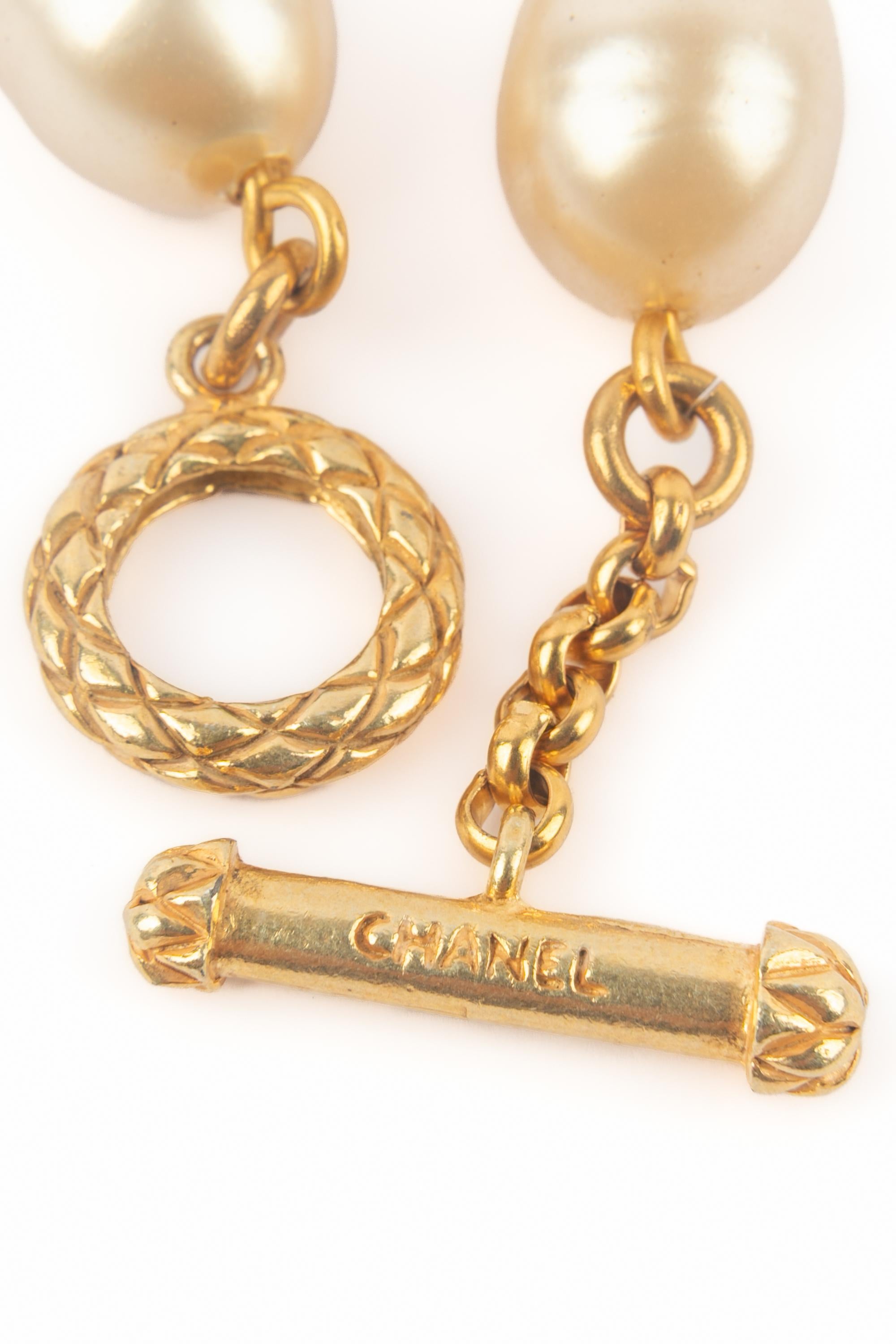 Collana con ciondolo Chanel anni '90 in vendita 3