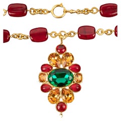 Collana con ciondolo Chanel anni '90