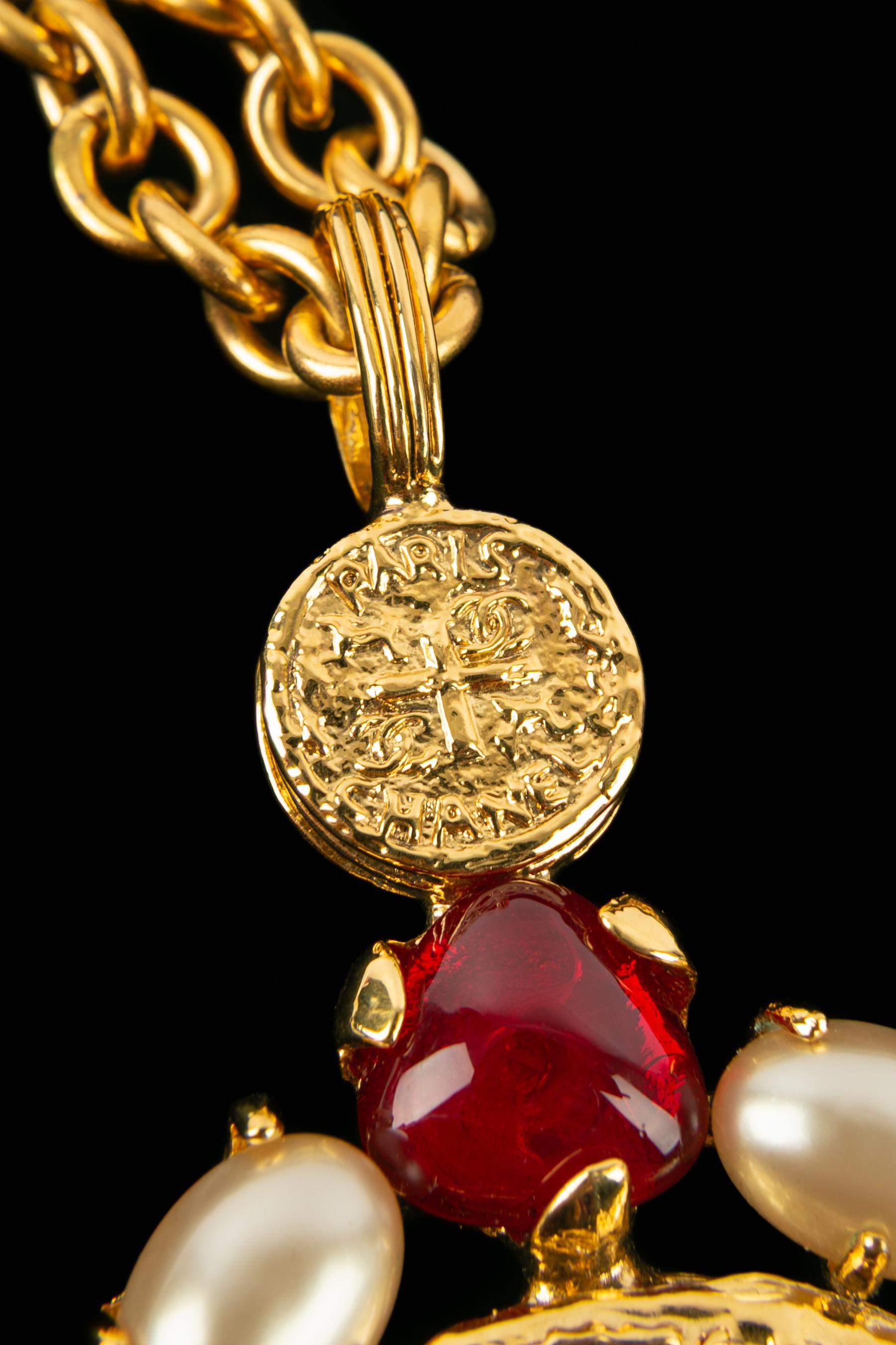 Collana con ciondolo Chanel 1993 in vendita 4