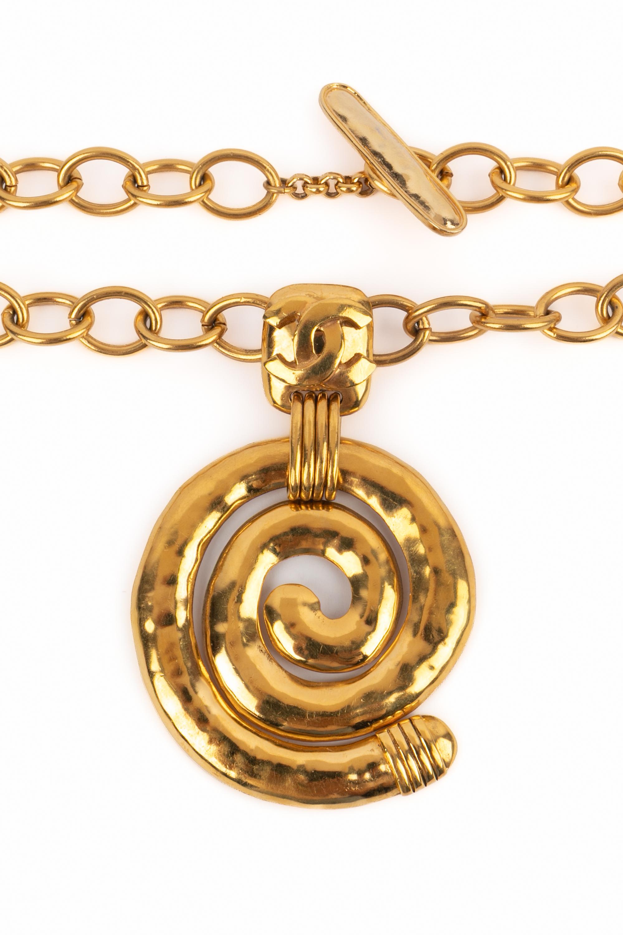Donna Collana con ciondolo Chanel 1995 in vendita