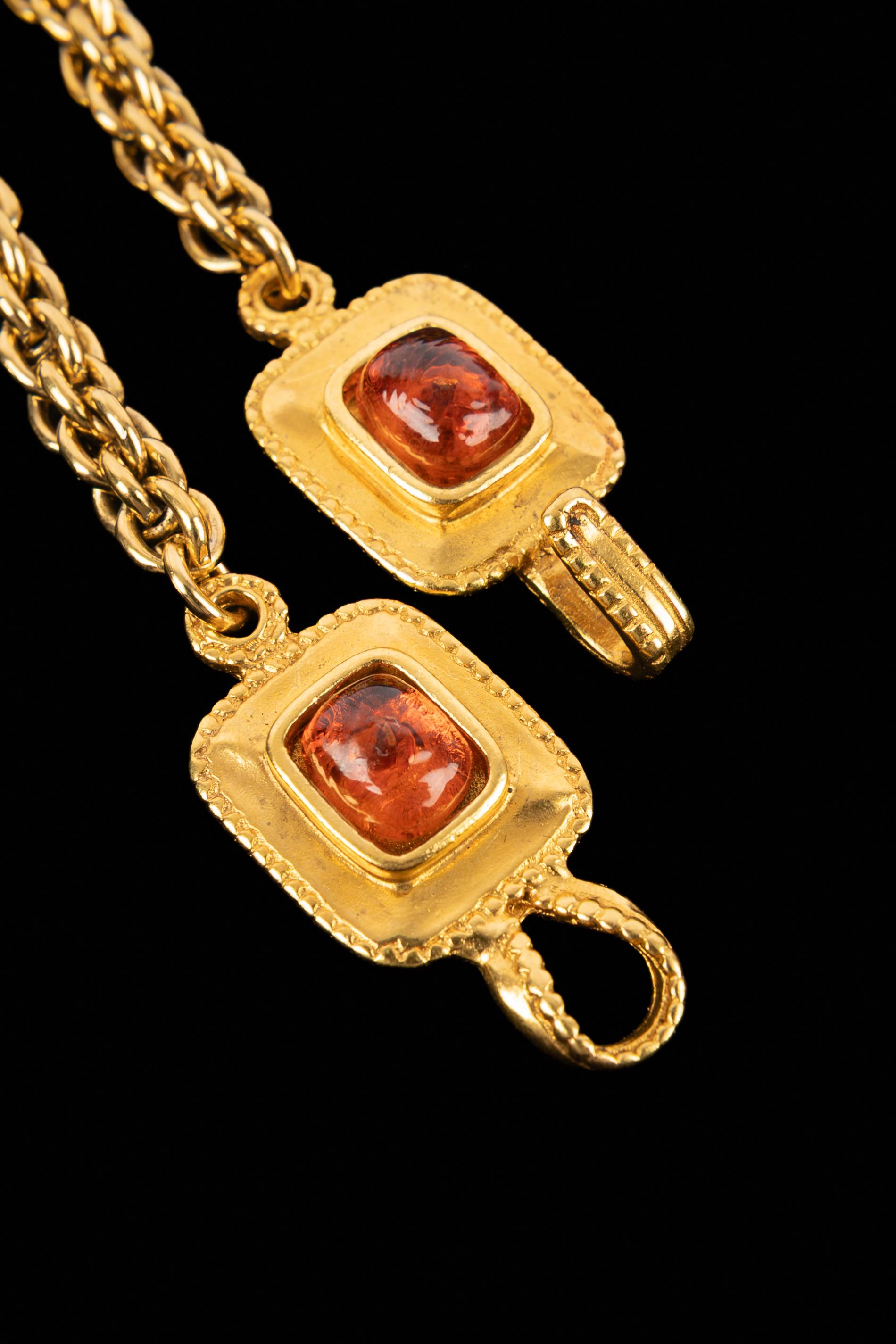 Collier à pendentif Chanel, 1997 en vente 5