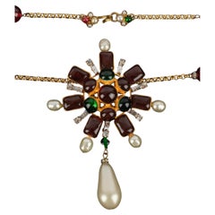 Collana con ciondolo Chanel Autunno 1993