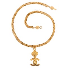 Chanel pendant necklace Fall 1995