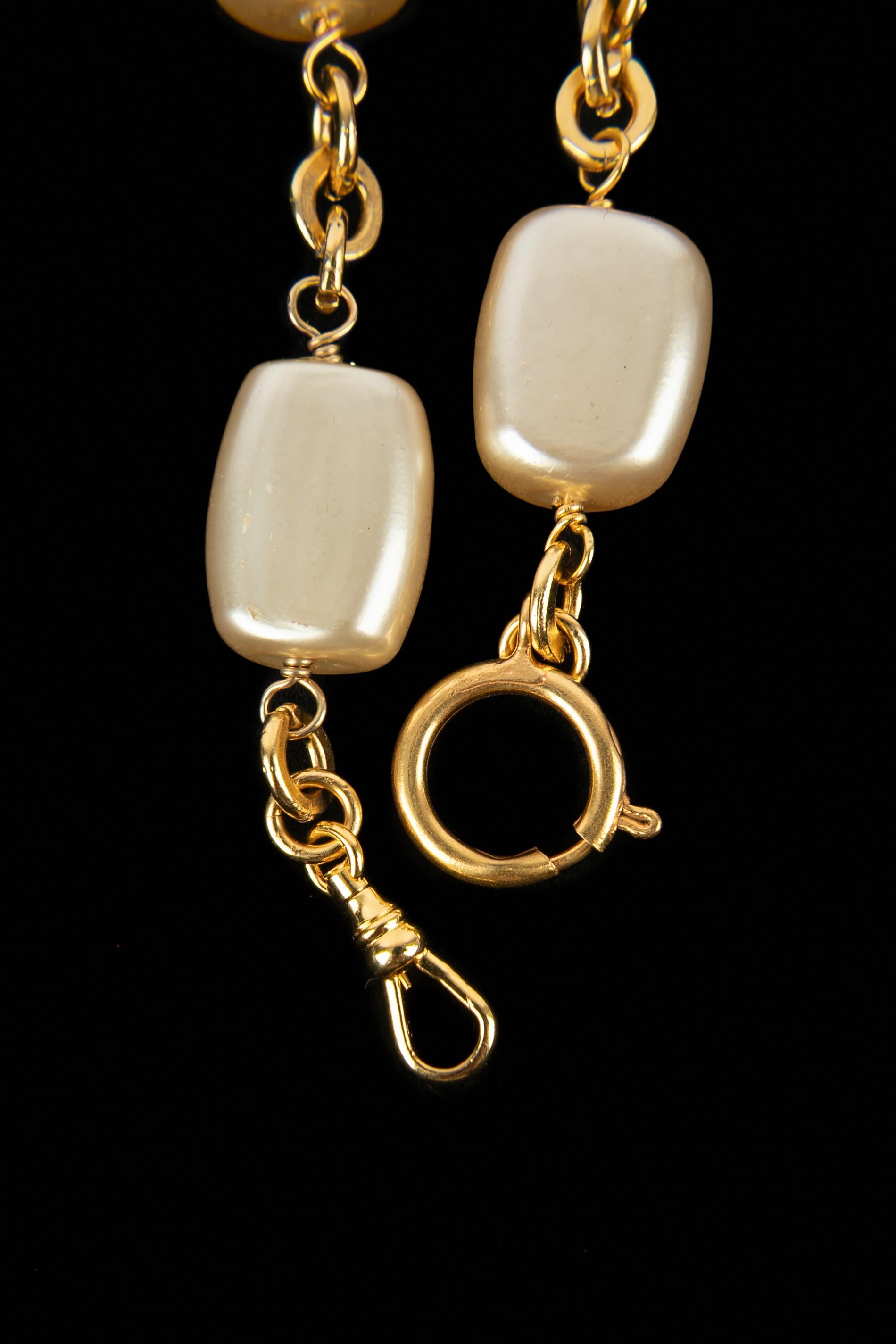 Collana con ciondolo di Chanel in vendita 6