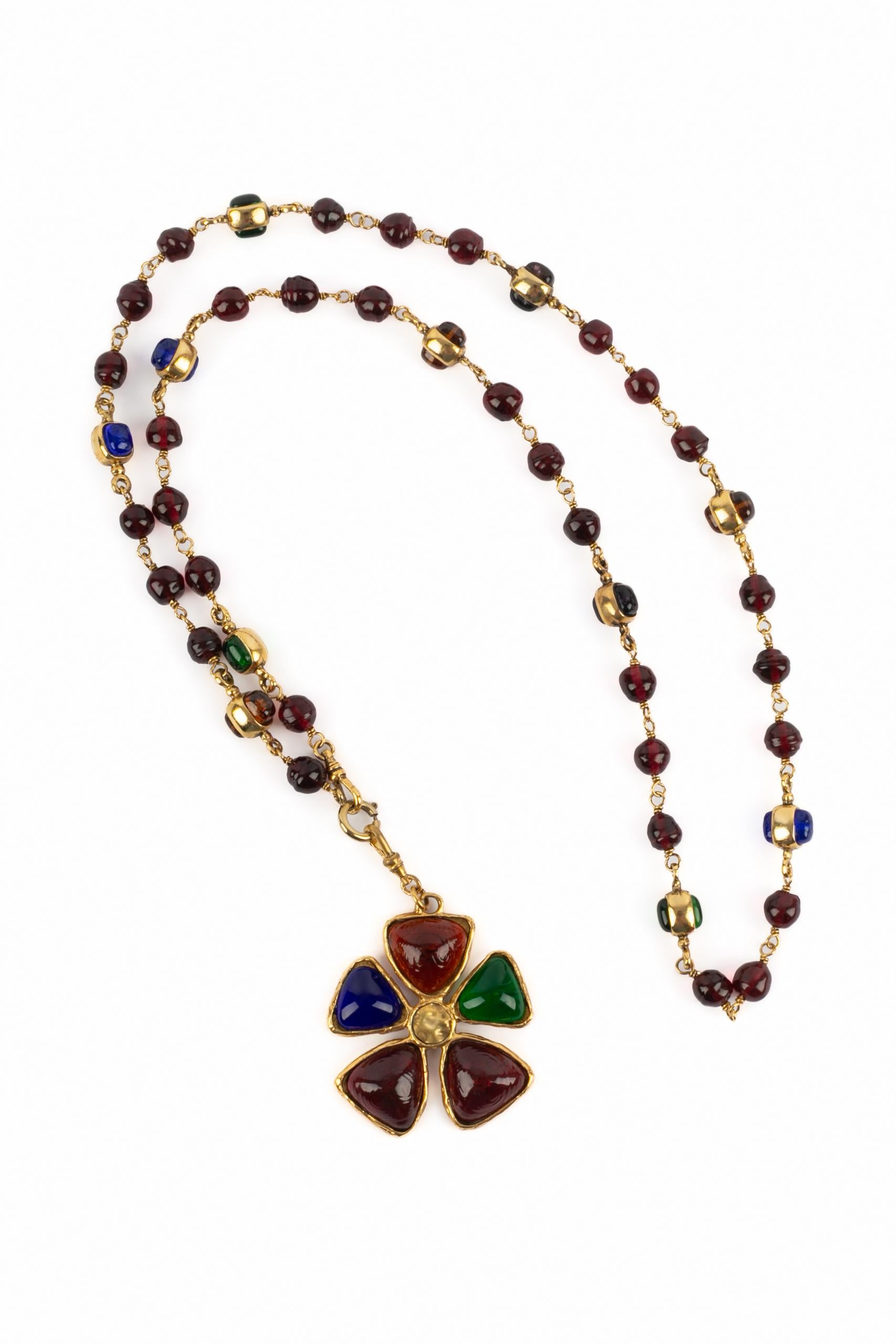 Chanel pendant necklace im Zustand „Hervorragend“ im Angebot in SAINT-OUEN-SUR-SEINE, FR