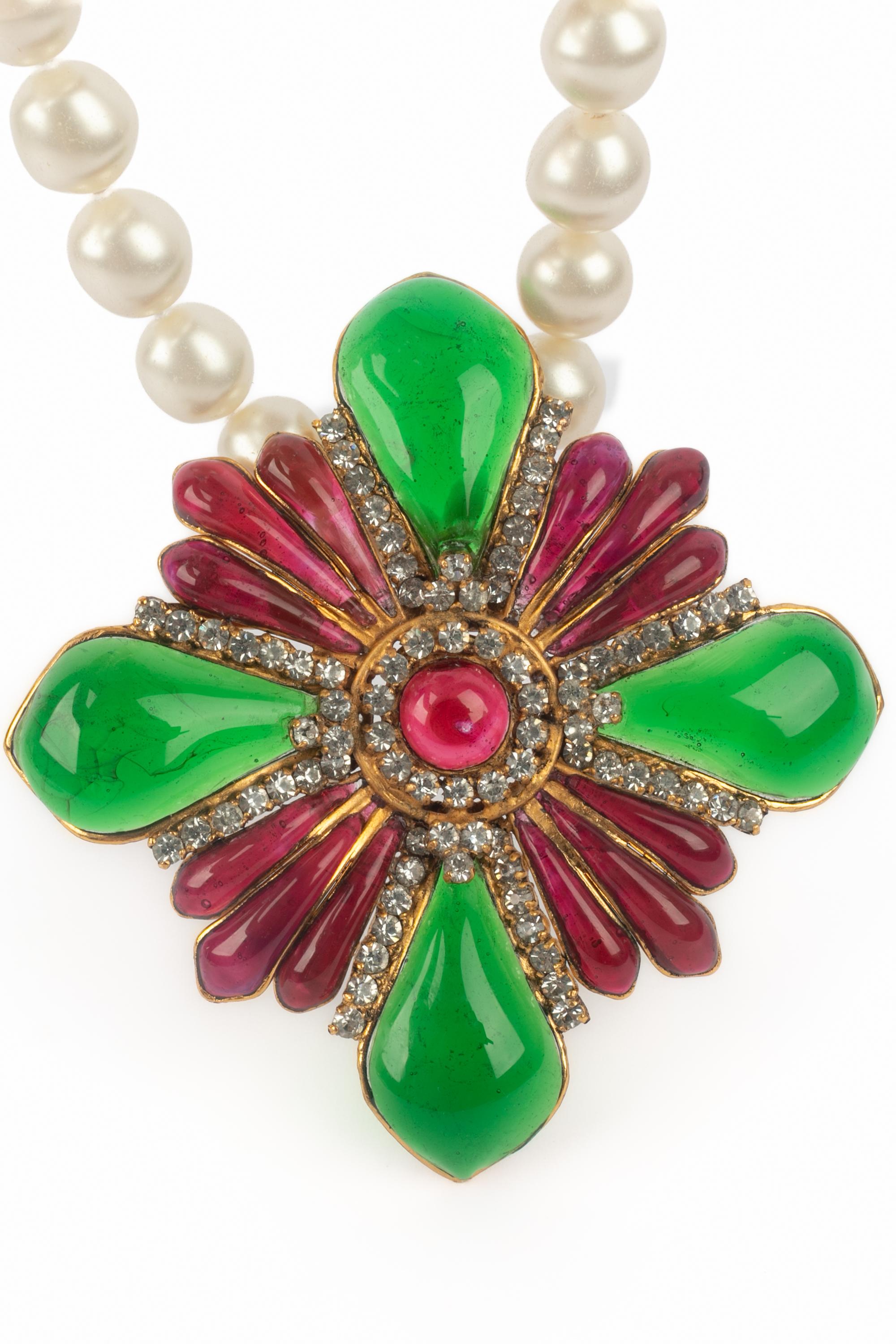 Collar colgante Chanel en venta 4