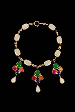 Chanel pendant necklace