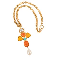 Chanel pendant necklace spring 1993