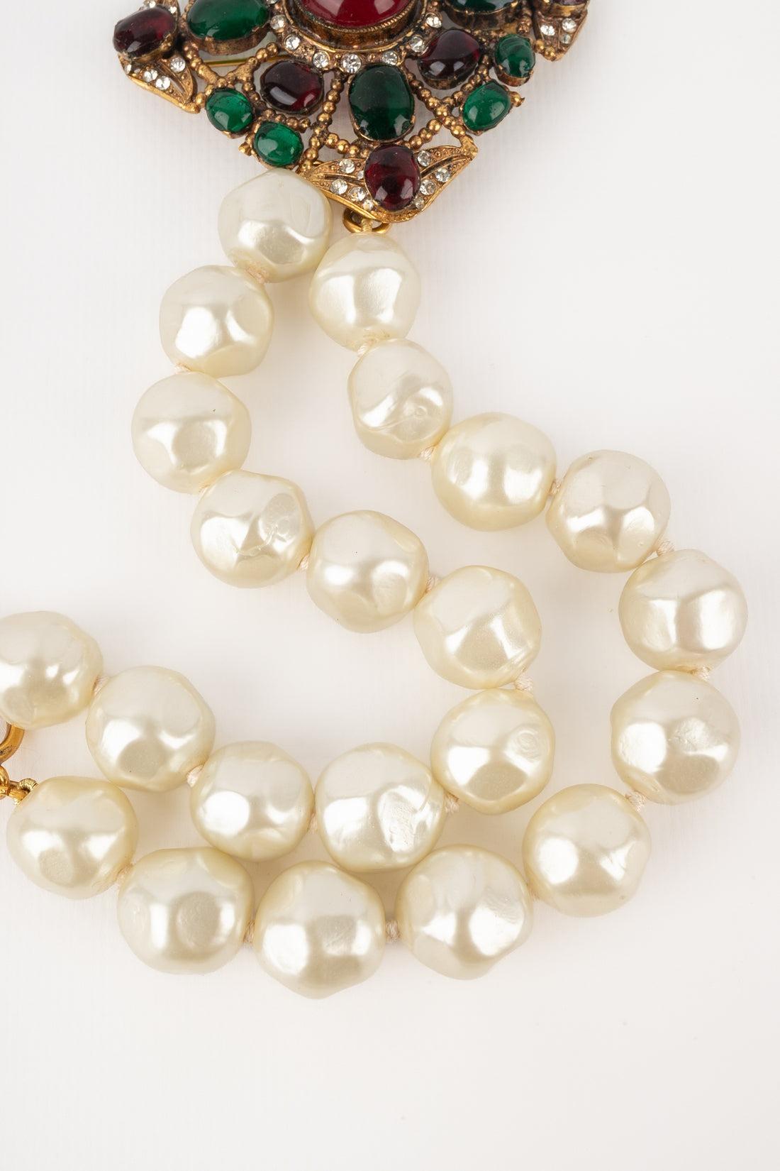 Collana Chanel con pasta di vetro, 1983 in vendita 1