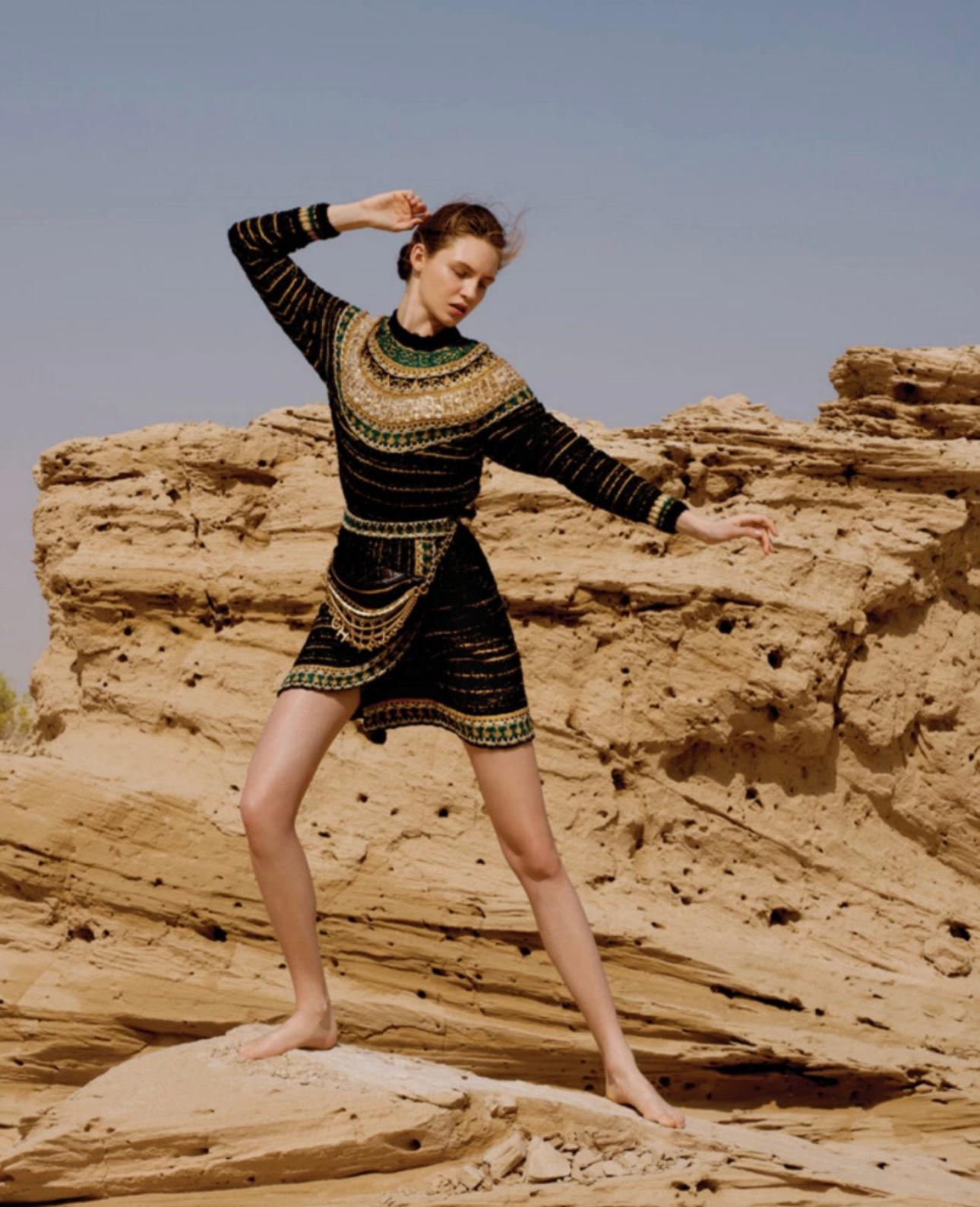 Chanel Penelopa Cruz Style Silk and Cashmere Jumper In Excellent Condition For Sale In Dubai, AE
