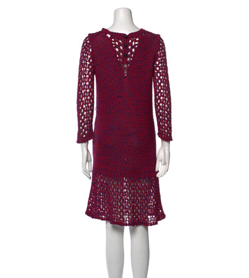 CHANEL PERFORATED RED KNIT COTTON DRESS Size FR 36 In Excellent Condition In Montgomery, TX