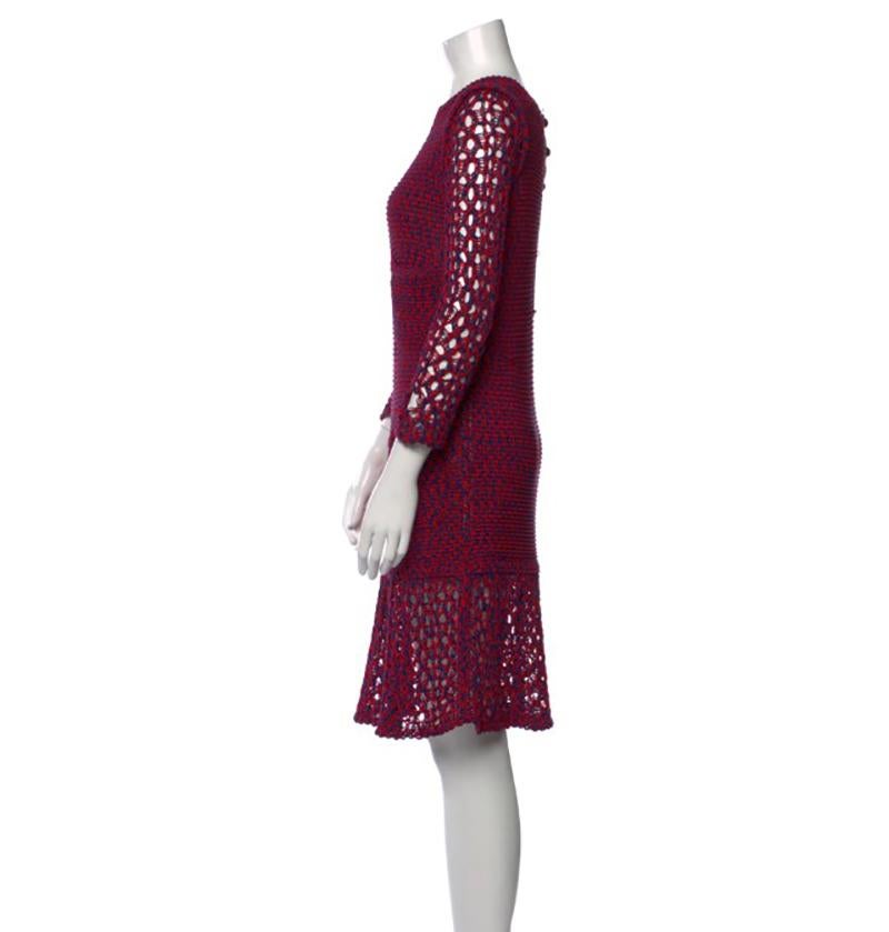 Women's or Men's CHANEL PERFORATED RED KNIT COTTON DRESS Size FR 36