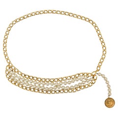 CHANEL Perlescent Pearls Belt