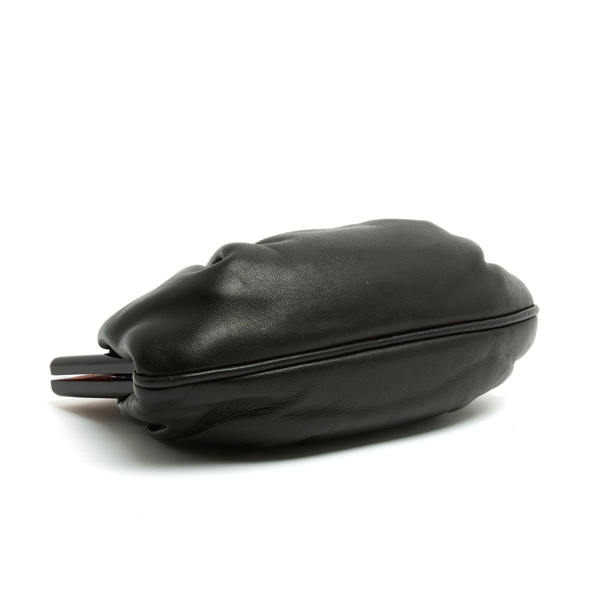 Femenino o masculino Chanel Petit Sac Pochette CC 1985s Negro Piel CC pequeño Bolso bandolera Embrague