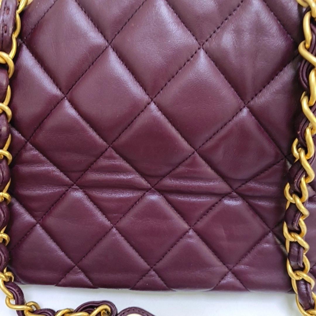 Chanel Petite Shopping Tote PTT Burgundy Lambskin Leather Gold-Tone Chain Shoppi For Sale 5