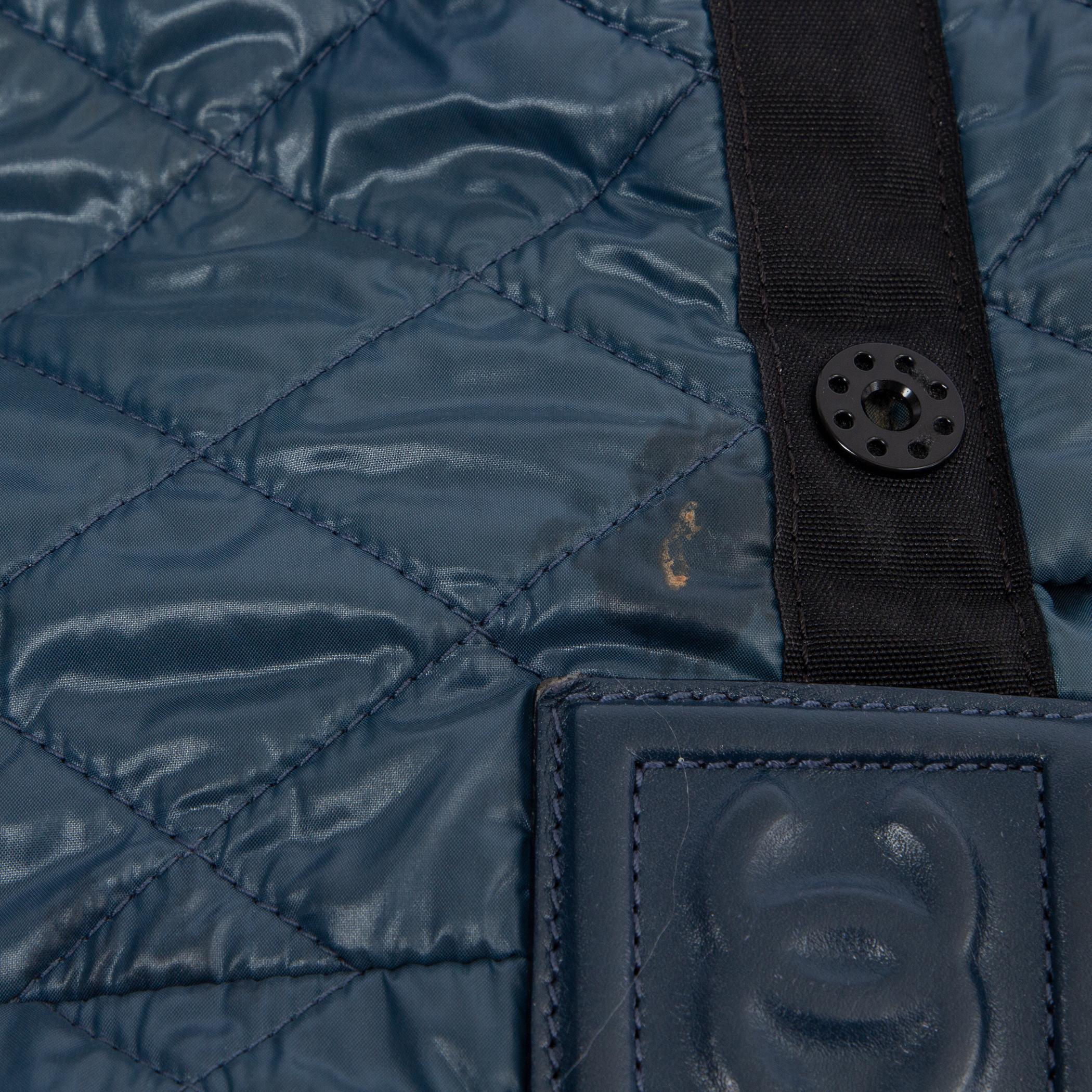 CHANEL petrol blue nylon COCO COCOON LARGE Messenger Bag For Sale 3