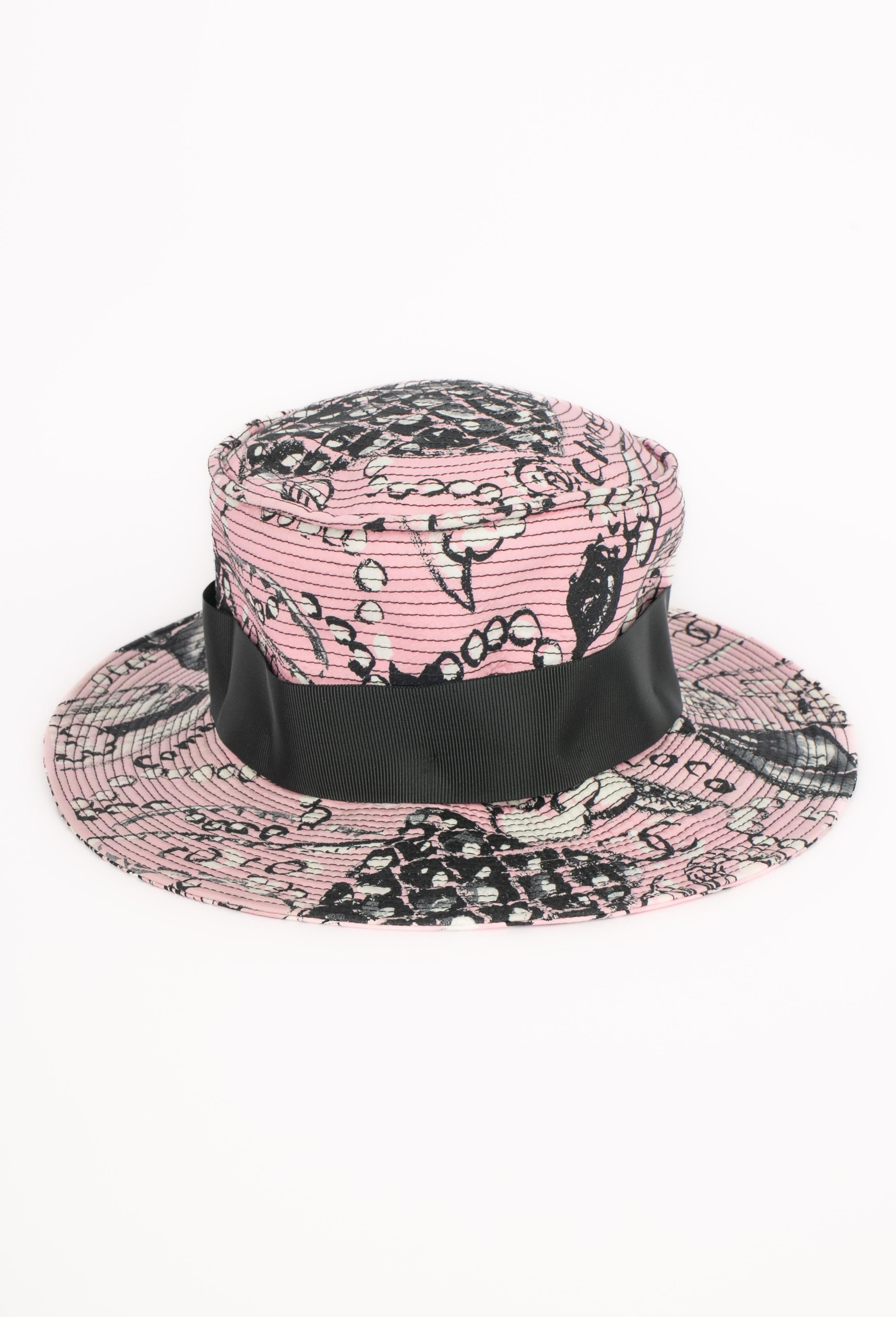 Chanel Rosa und schwarzer Baumwollhut aus Baumwolle, 1993 im Angebot 1