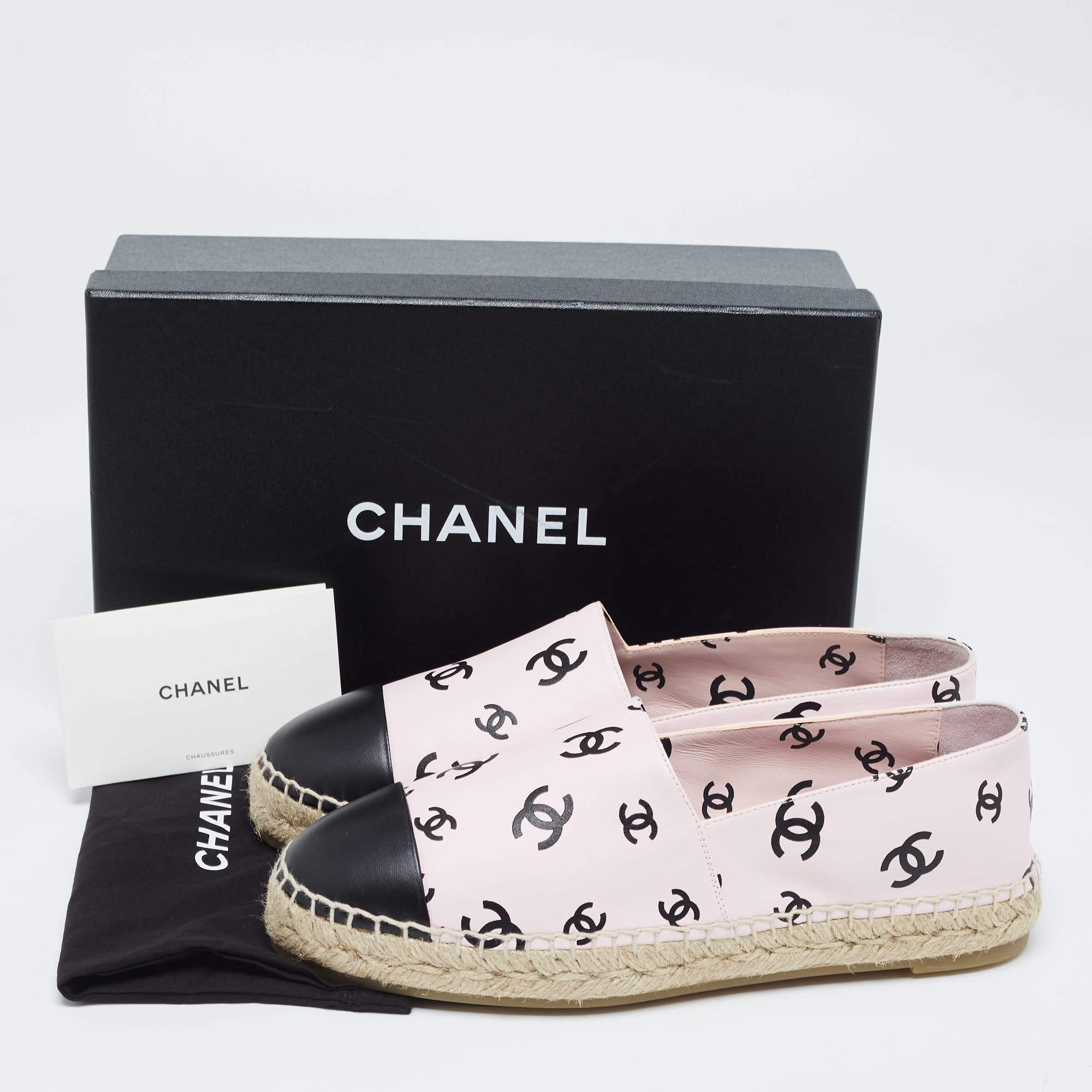 Chanel Pink/Black CC Print Leather Espadrille Flats Size 41 4