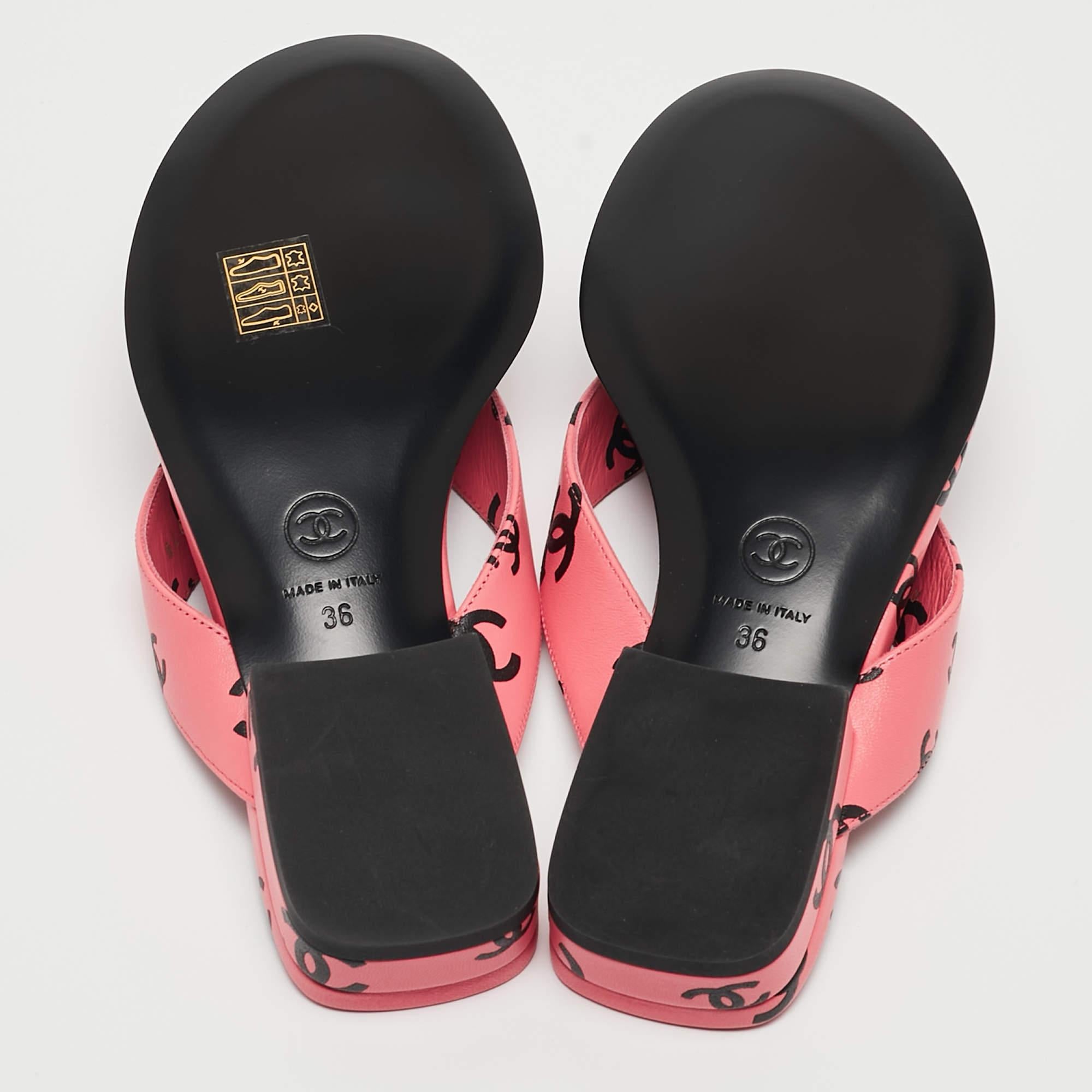 Chanel Pink/Black CC Print Leather Thong Sandals Size 36 3