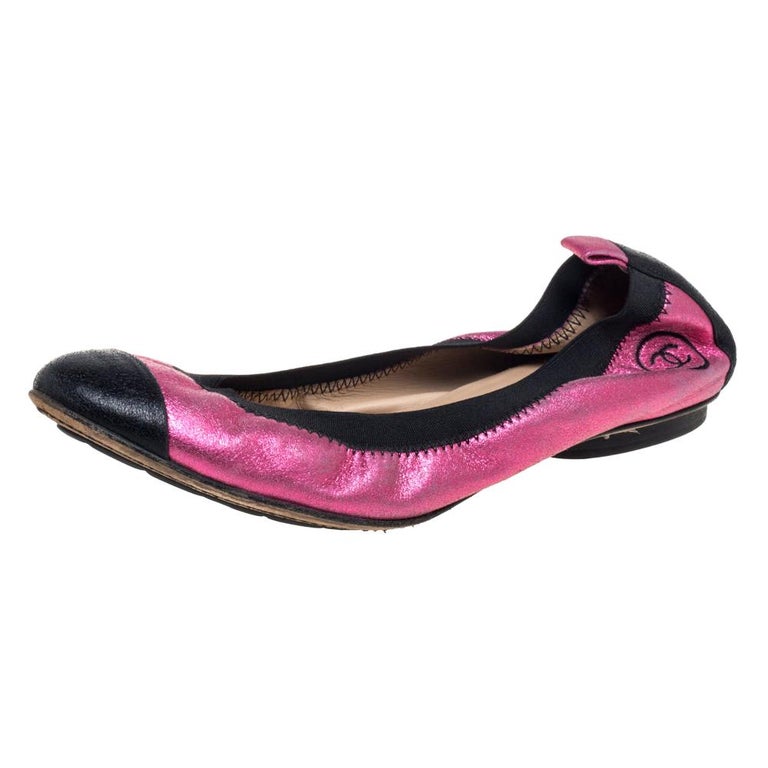Chanel Pink/Black Leather CC Scrunch Ballet Flats Size 38.5