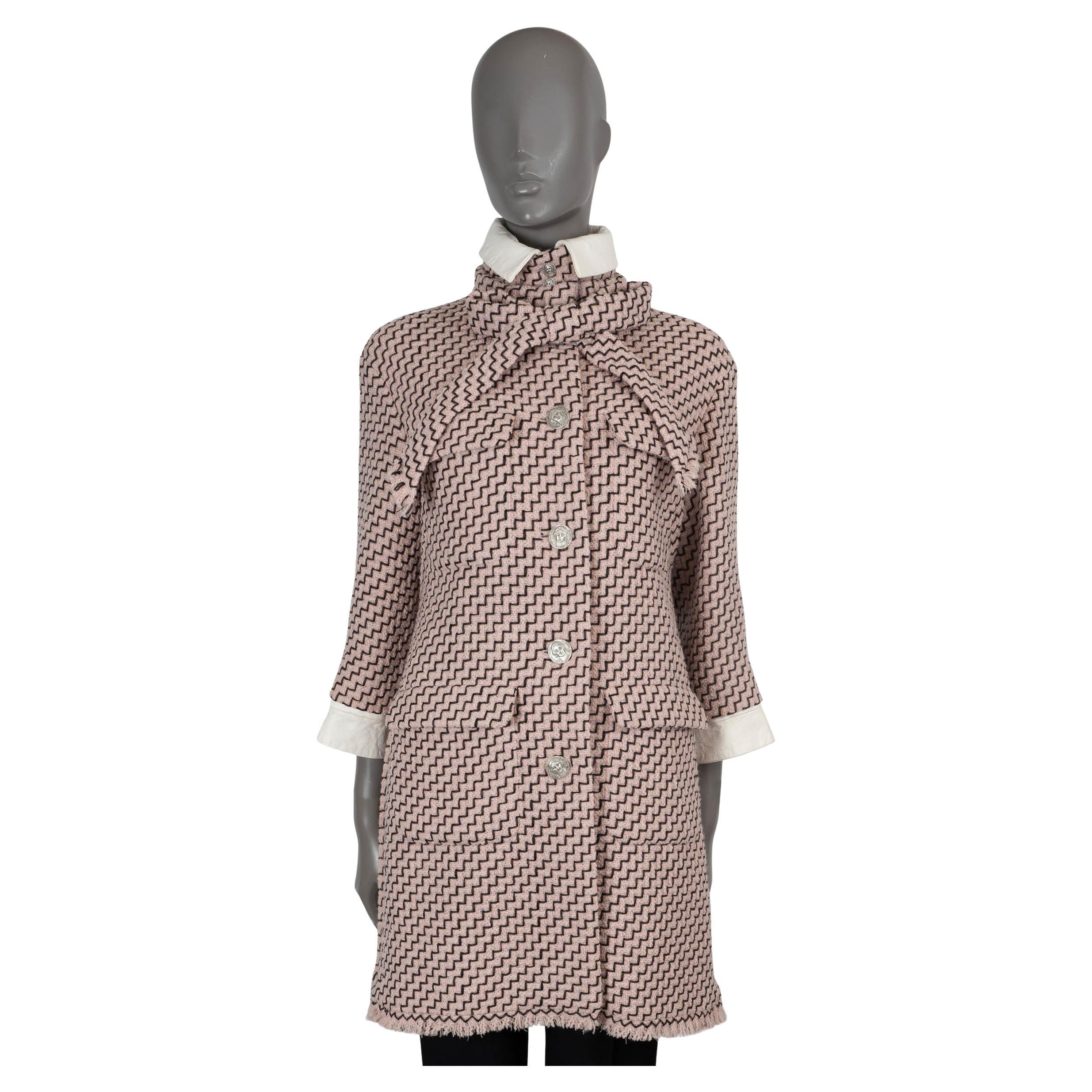 CHANEL pink black wool 2016 16A ROME LEATHER TRIM TWEED Coat Jacket 40 M For Sale