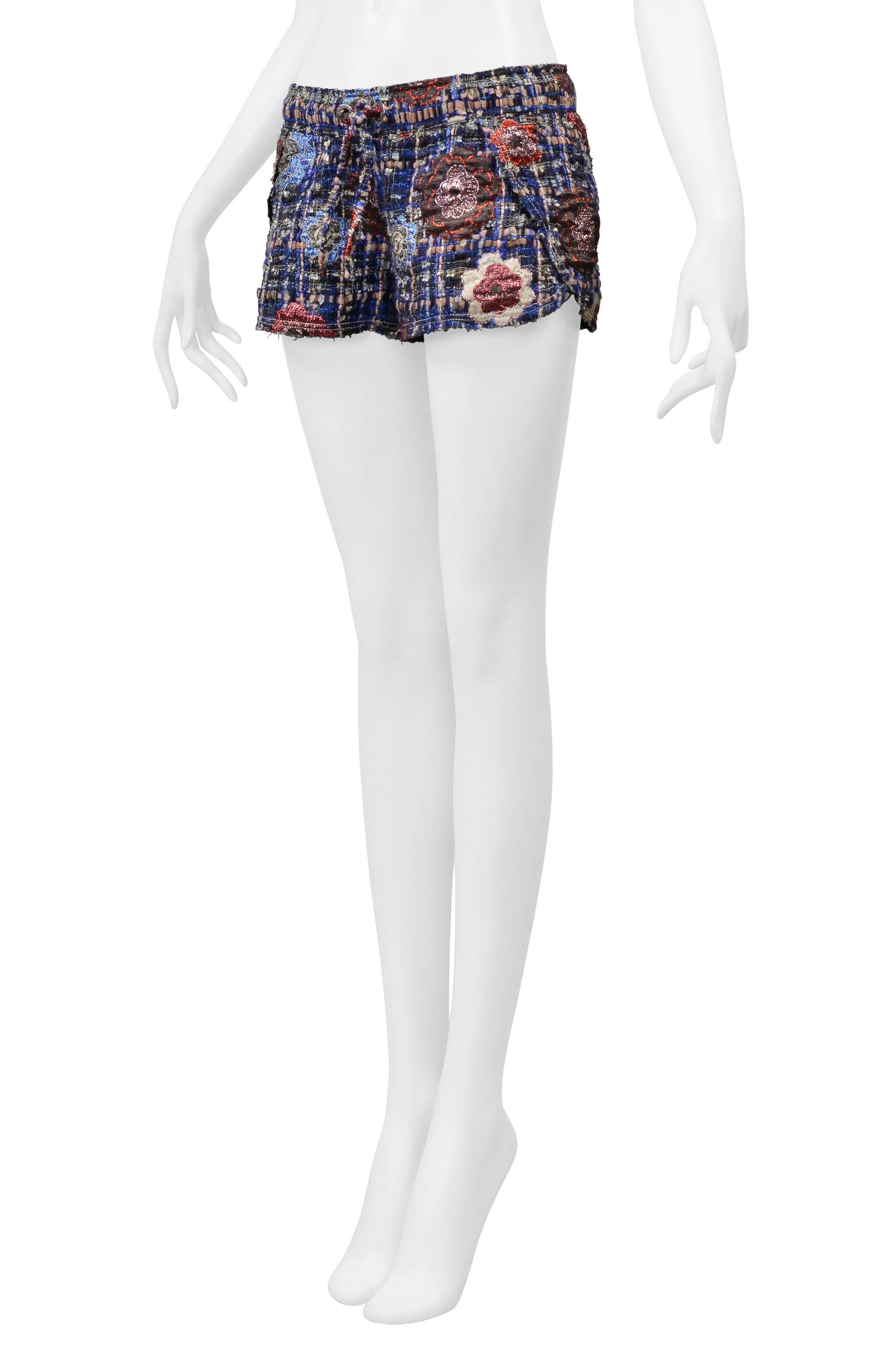 Women's Chanel Pink & Blue Ribbon And Metallic Boucle Shorts With Camellia Flowers 2008 For Sale