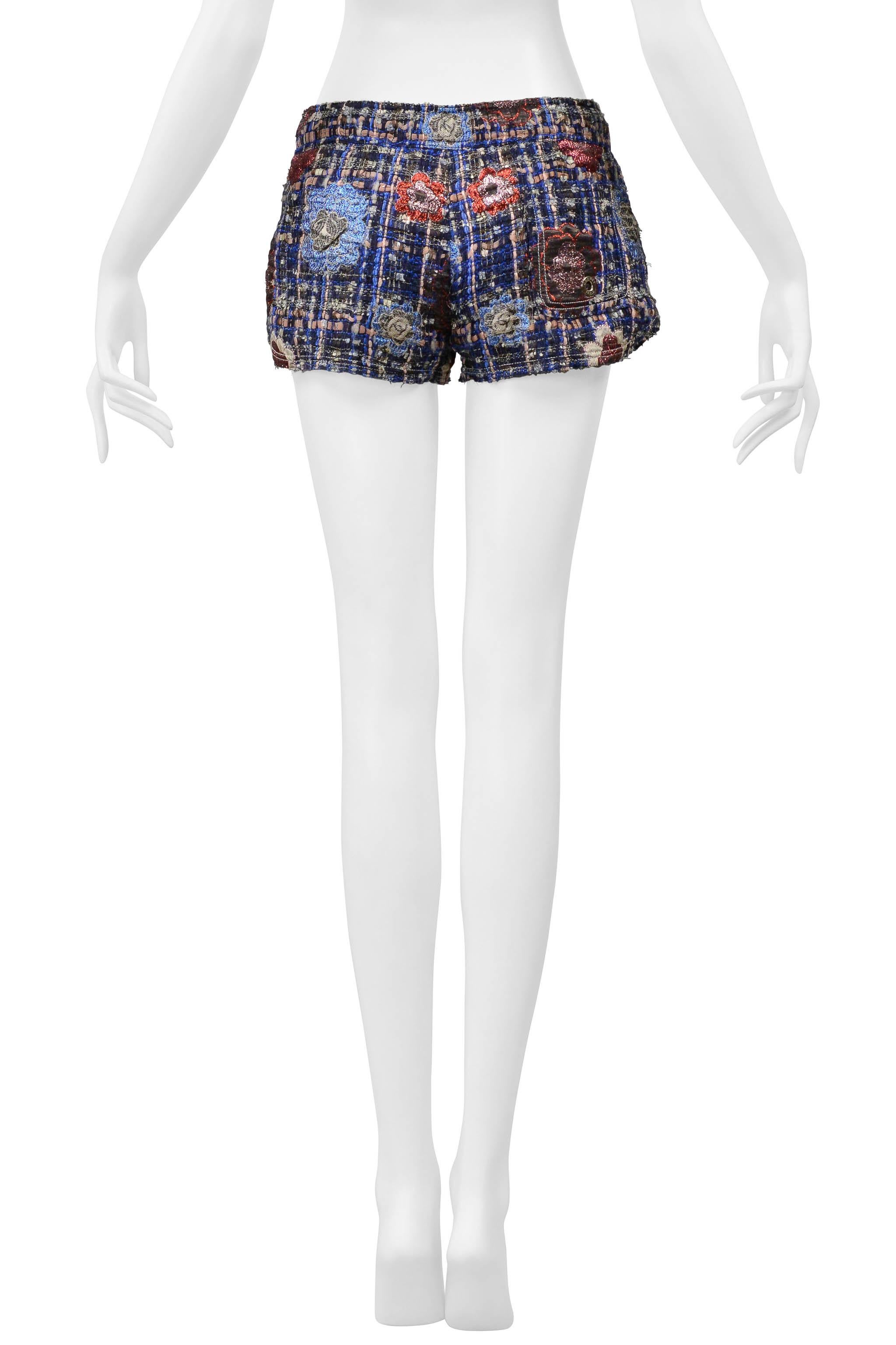Chanel Pink & Blue Ribbon And Metallic Boucle Shorts With Camellia Flowers 2008 For Sale 4