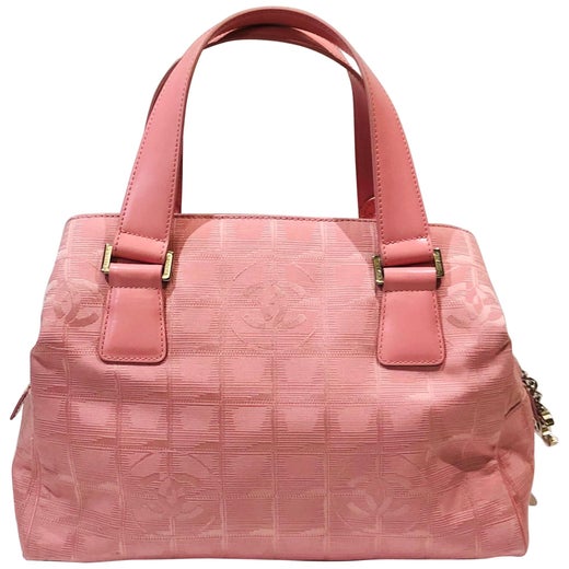 Chanel White Lambskin Quilted Tote Bag with Embossed Snakeskin “Cc” Logo